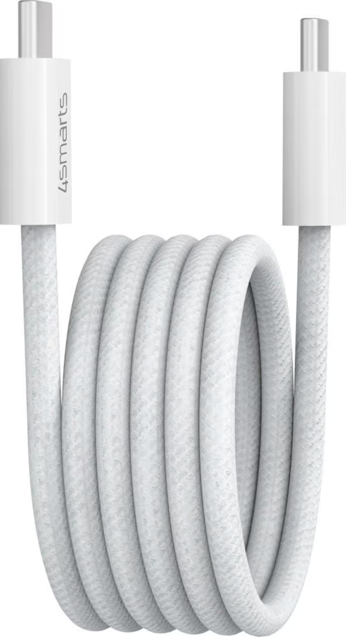 Ein weißes USB-C-Kabel mit Stoffummantelung, aufgerollt.