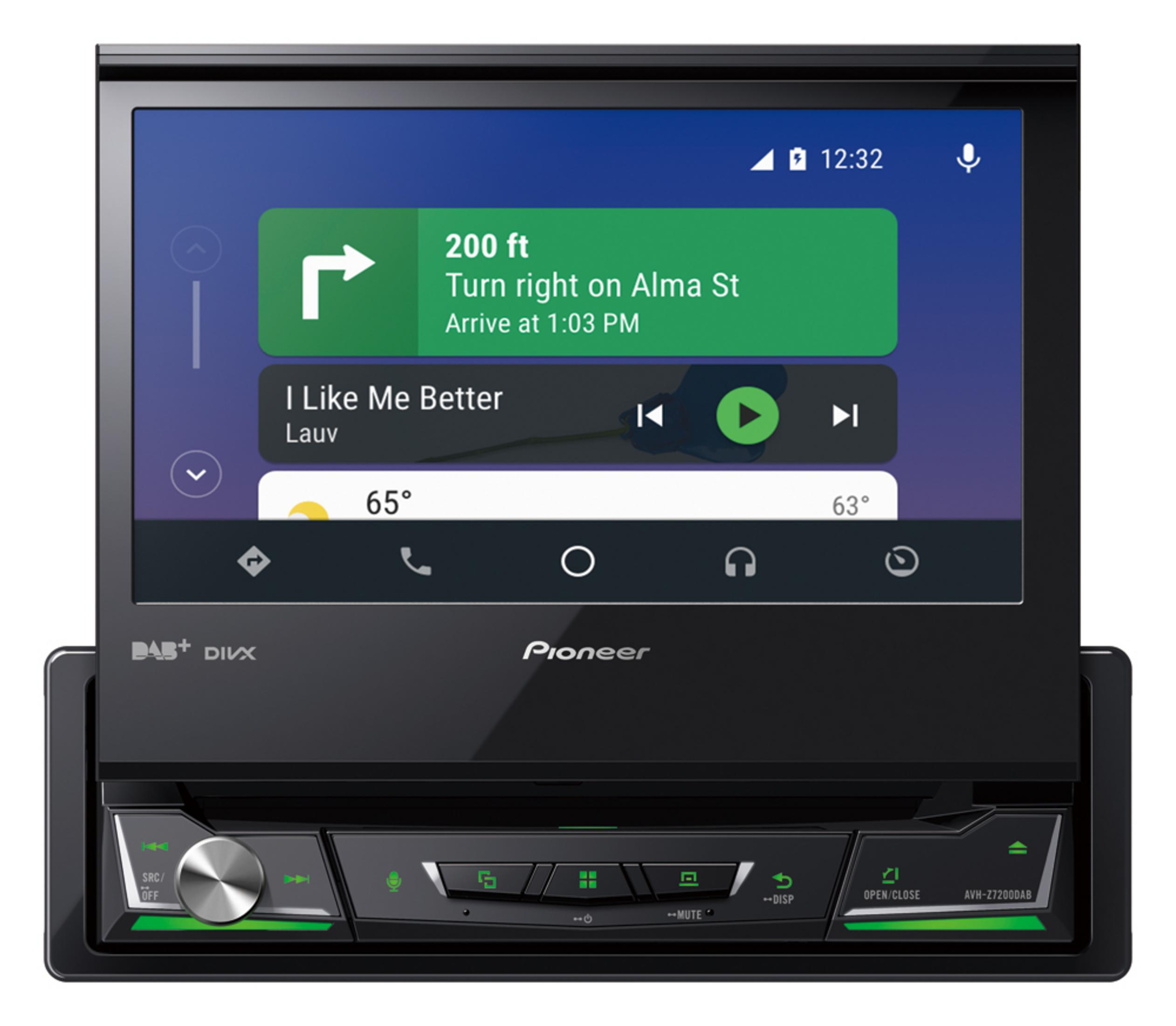 Pioneer Autoradio mit Navi-Anzeige, Musik und Temperatur.
