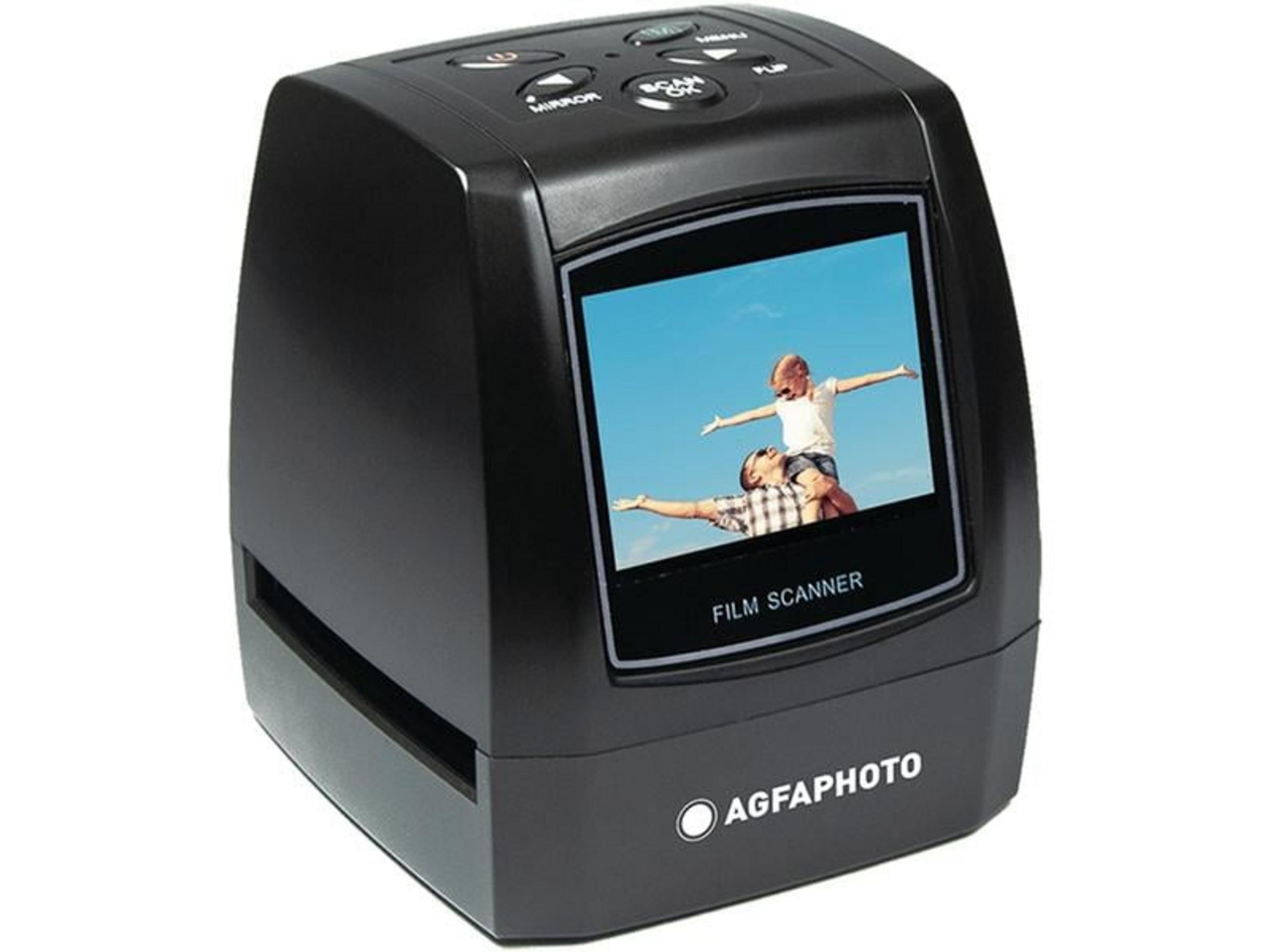 Uno scanner per pellicole nero mostra l'immagine di un uomo con un bambino sulle spalle.