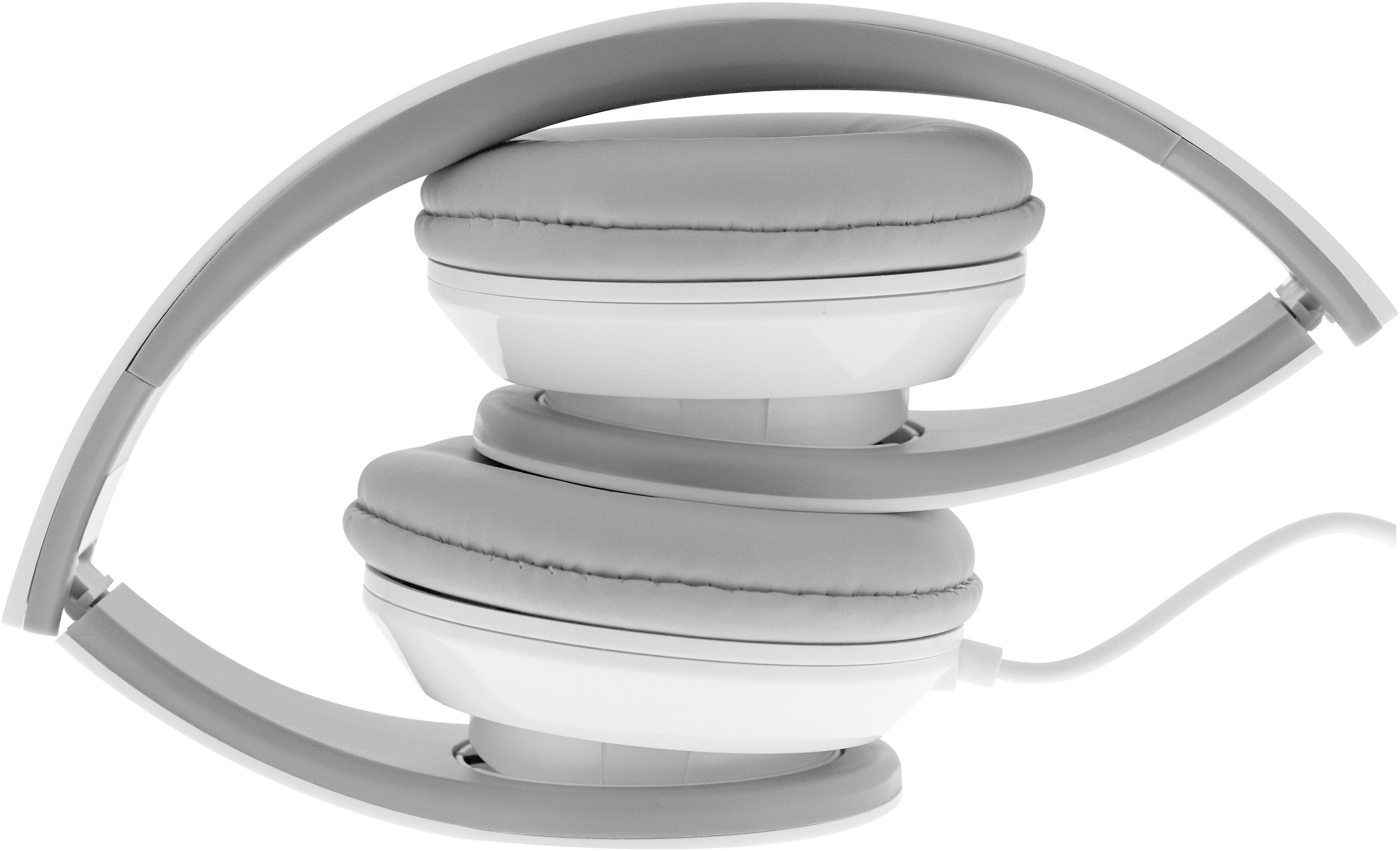 Casque blanc et gris plié avec câble blanc sur fond blanc.