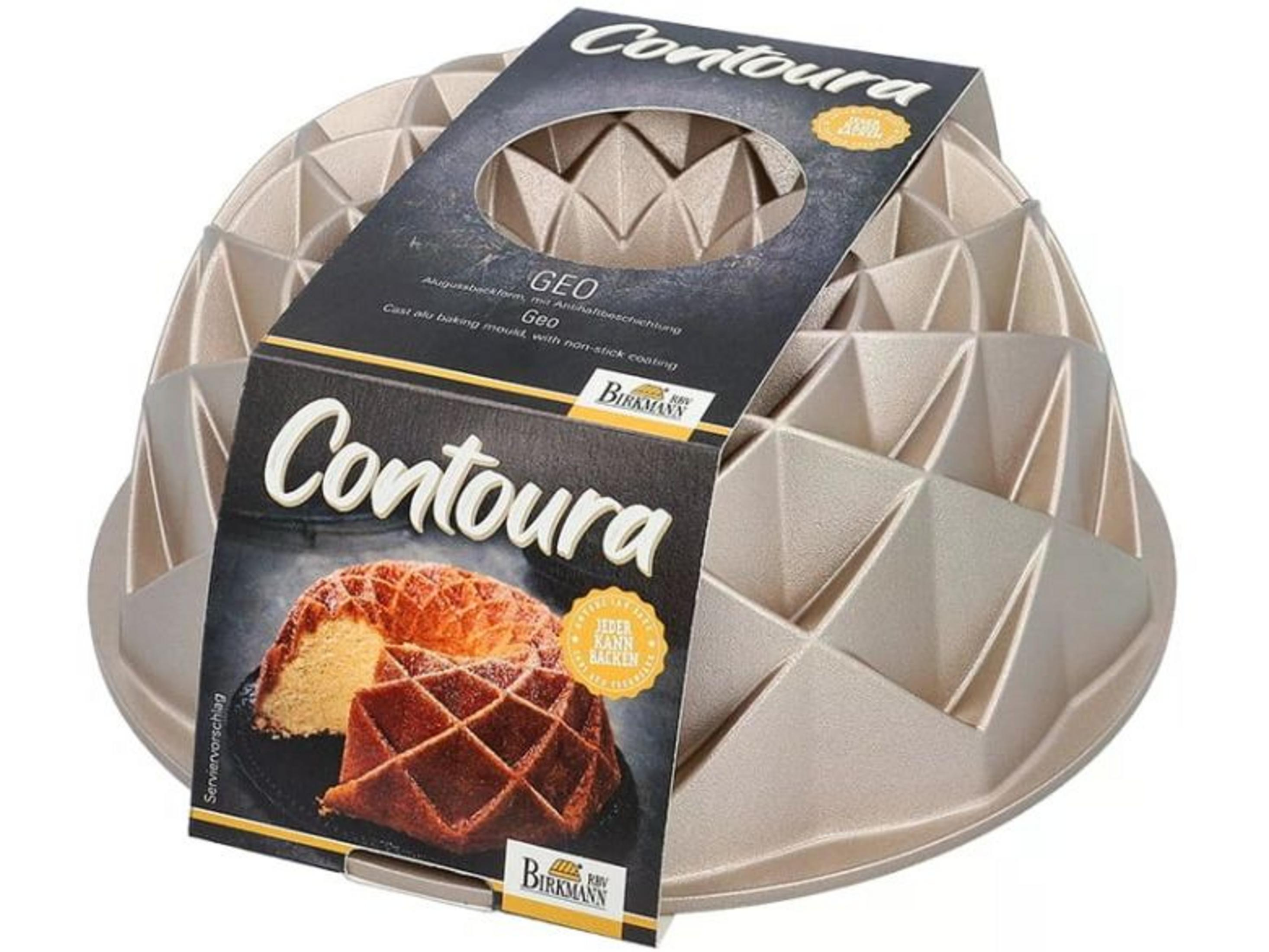Eine goldene Gugelhupfform mit geometrischem Muster und Verpackung.