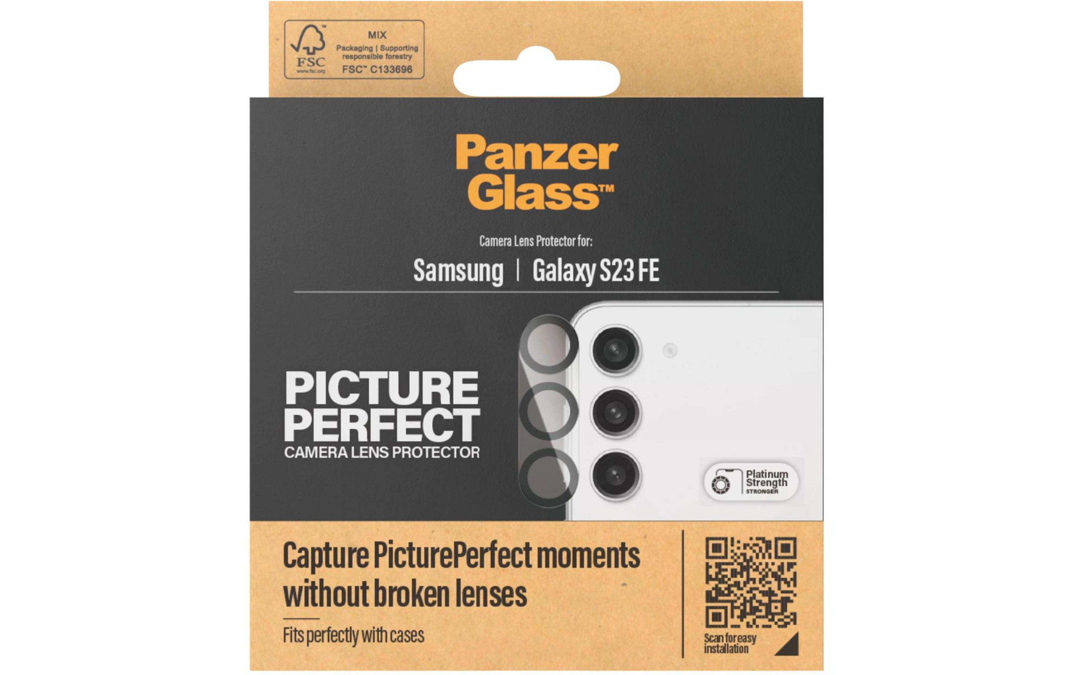 Verpakking Panzer Glass cameralens protector voor Samsung Galaxy S23 FE.