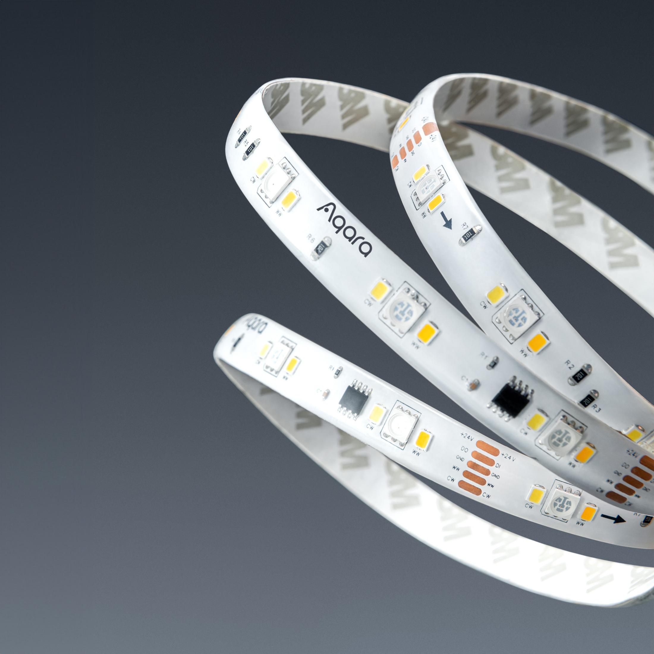 Une bobine de bande LED blanche avec le logo Aqara sur fond gris.