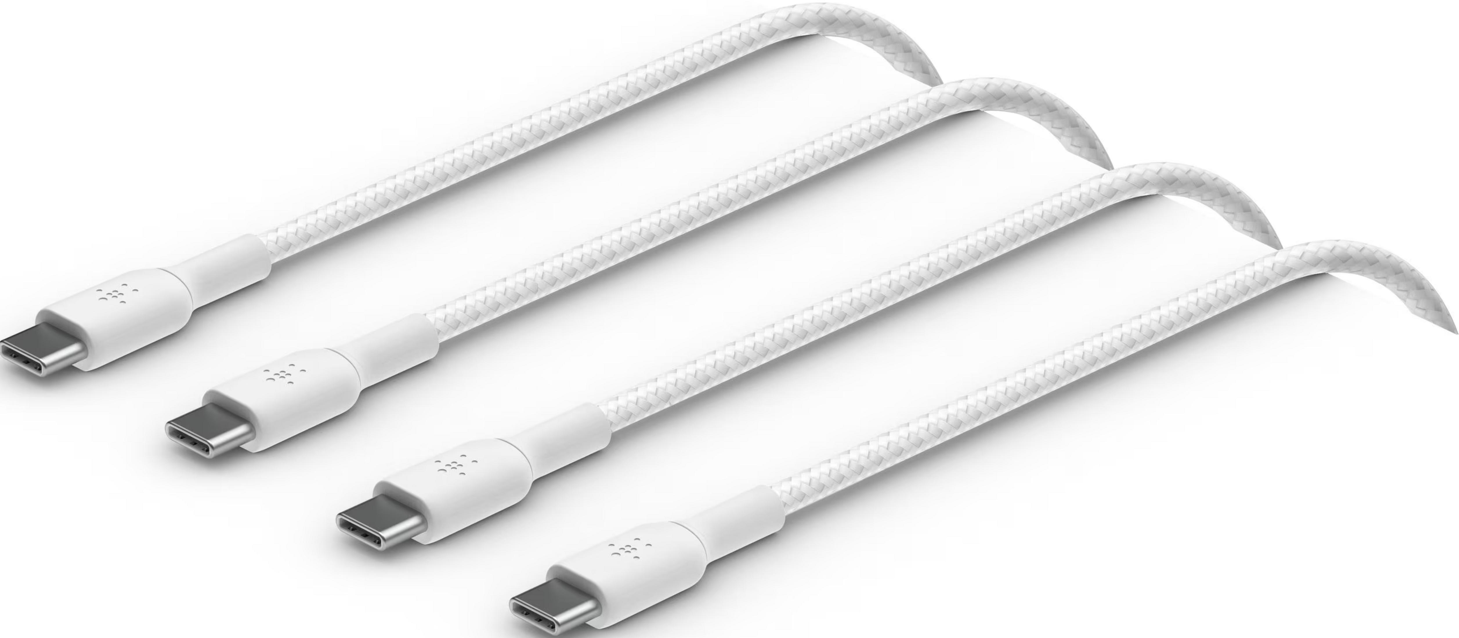 Tre cavi USB-C bianchi con rivestimento in tessuto intrecciato sono affiancati.