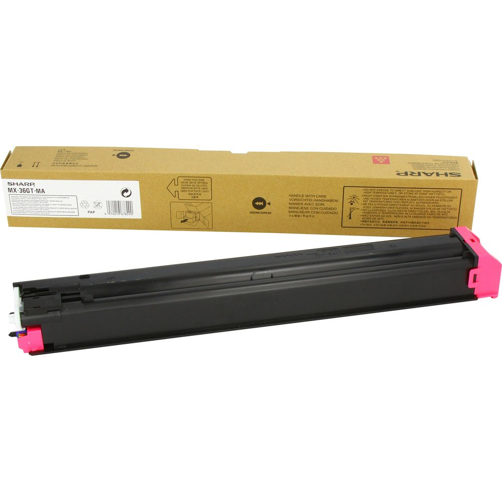 Een SHARP MX-36GT-MA tonercartridge in zwart met roze accenten, naast de verpakking.