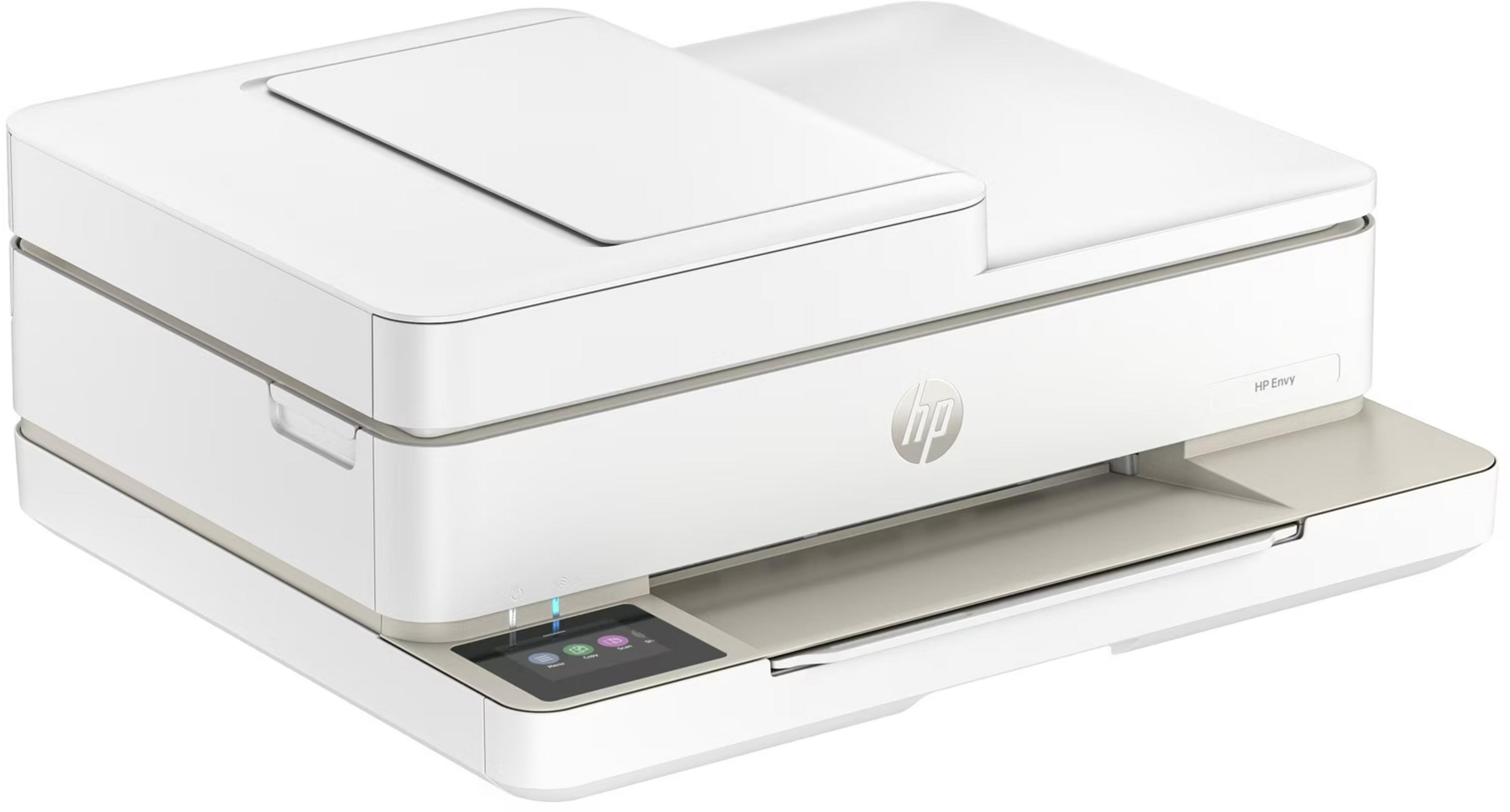 Una impresora HP Envy todo en uno blanca con pantalla táctil y logo de HP.