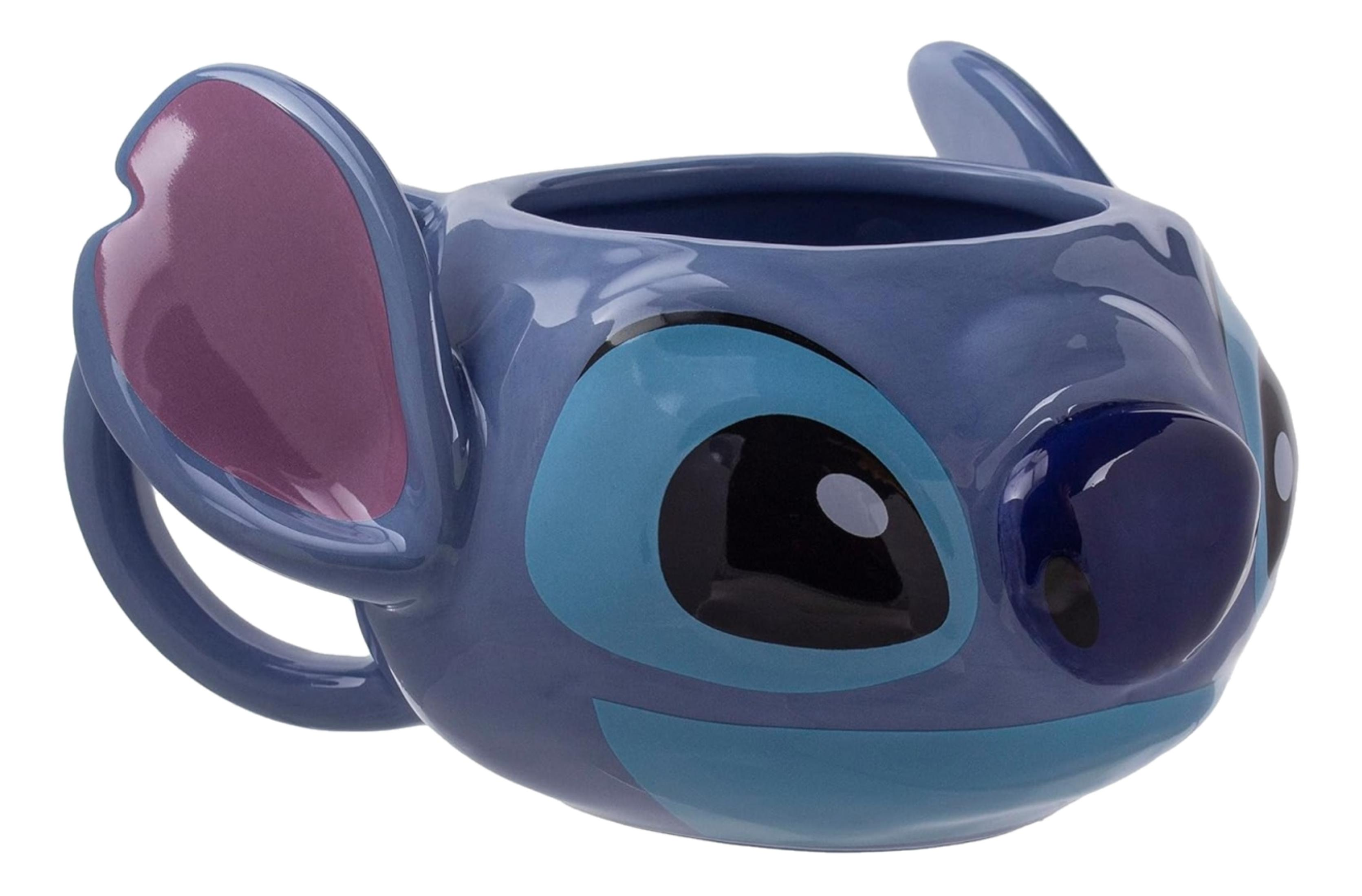 Eine blaue Stitch-Tasse mit großen Ohren und Augen.