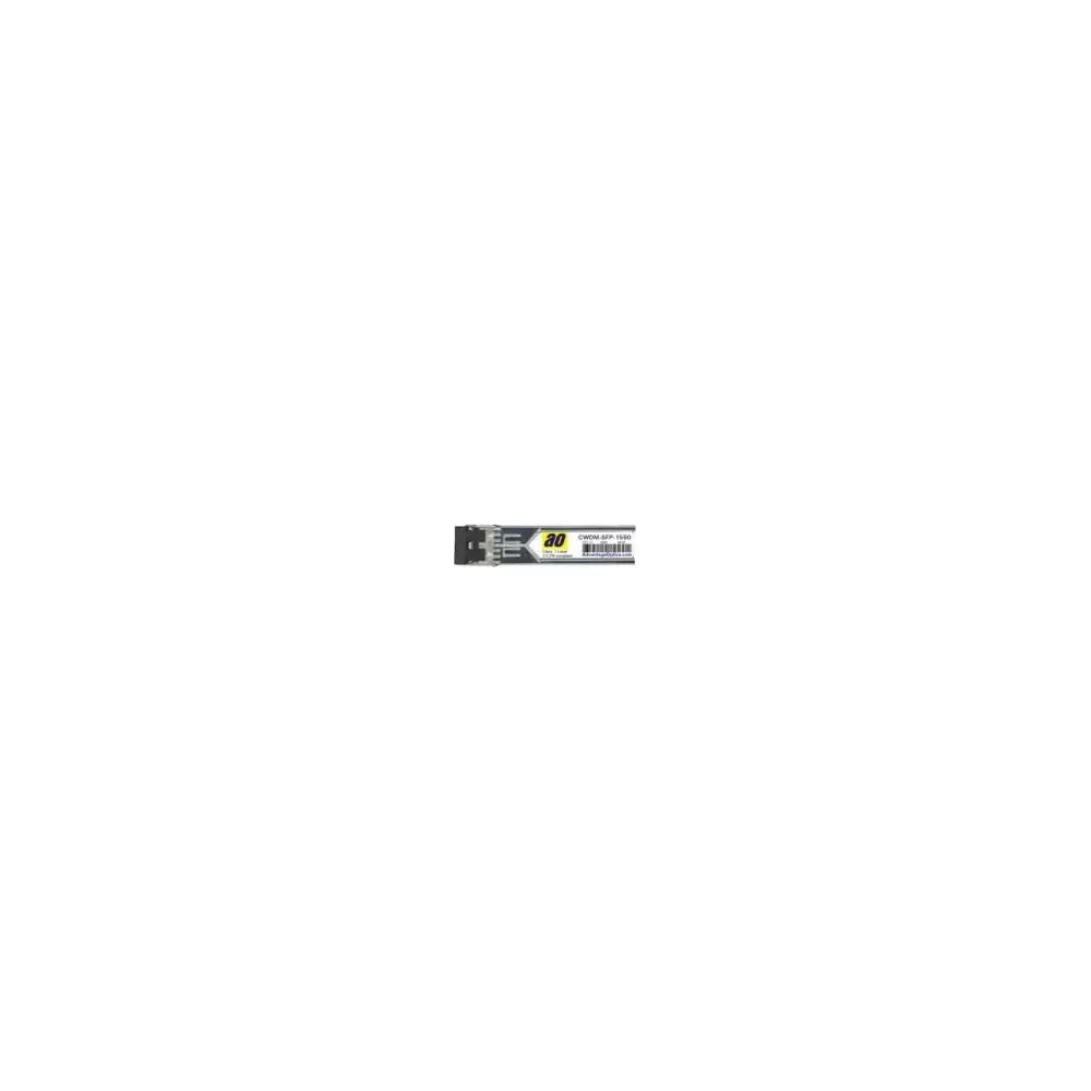 Un módulo SFP plateado con etiqueta amarilla que dice "ao CWDM SFP 1550".