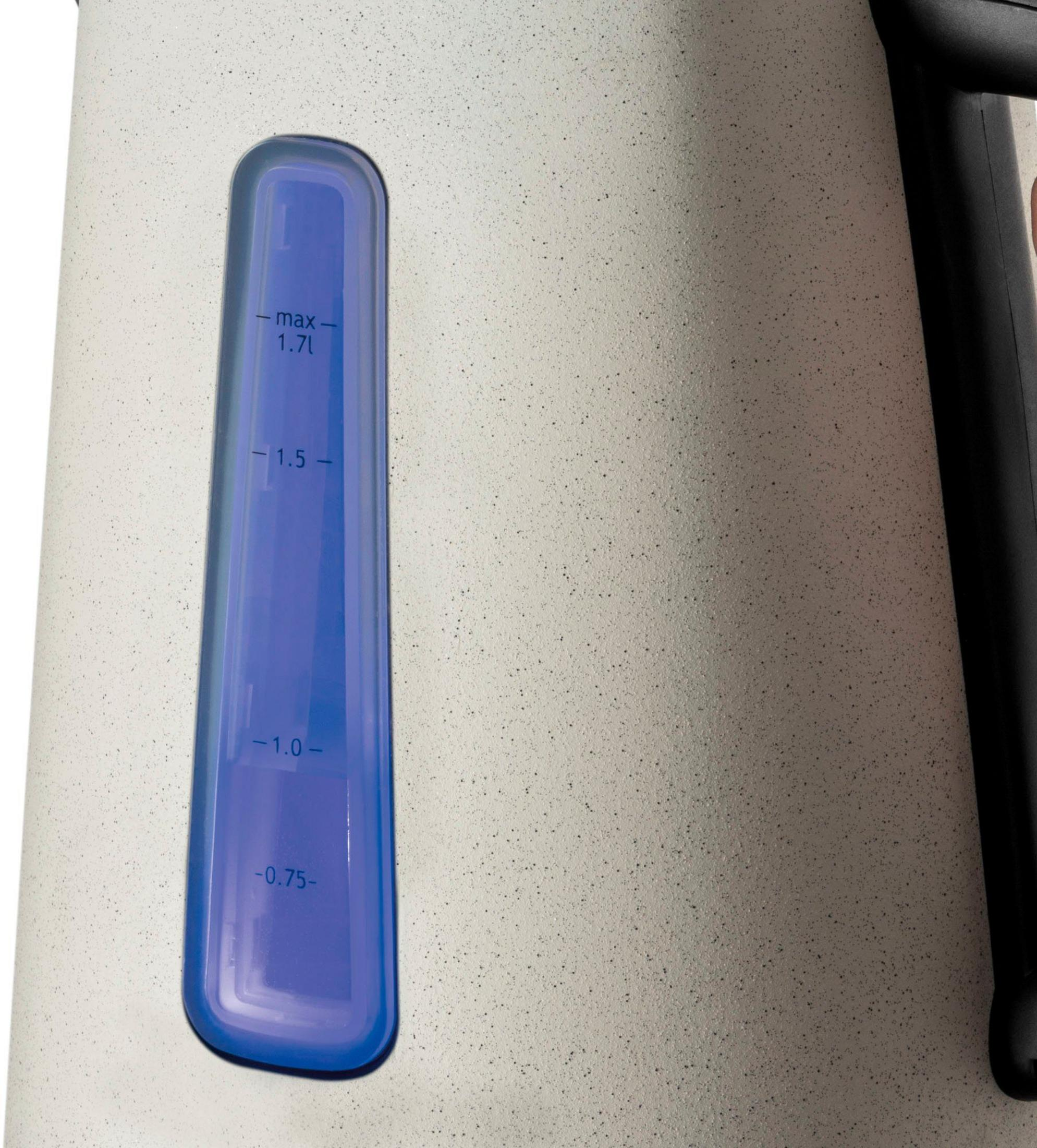 Zbliżenie czajnika z niebieskim wskaźnikiem poziomu wody i oznaczeniami.