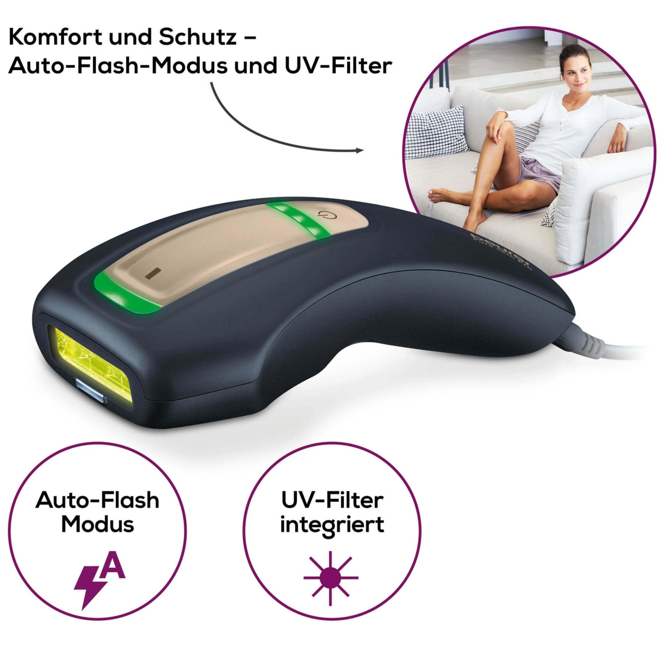 Epilierer mit Auto-Flash und UV-Filter, Frau sitzt auf Sofa.