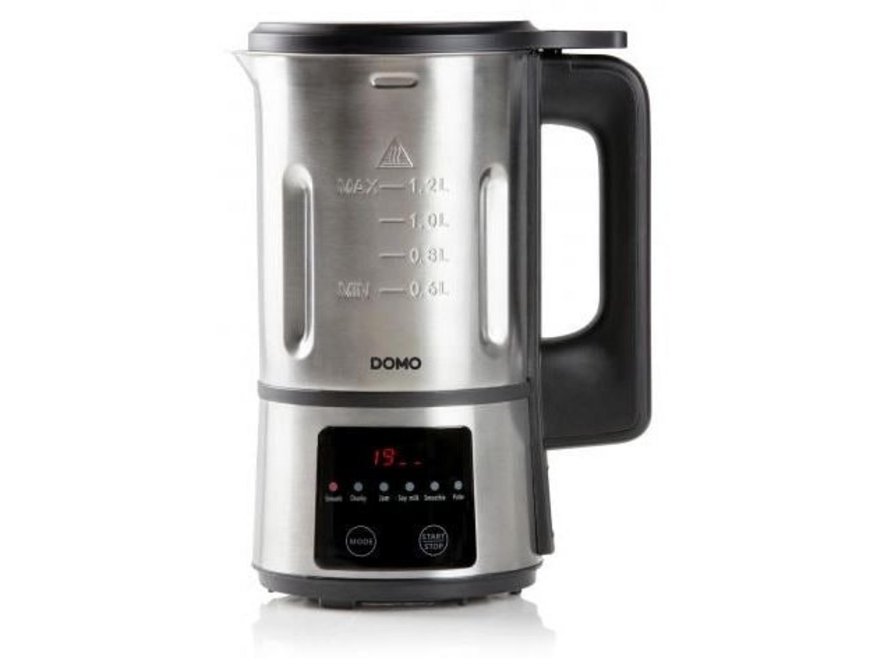 Een zilveren staande mixer met zwart handvat en bedieningspaneel.