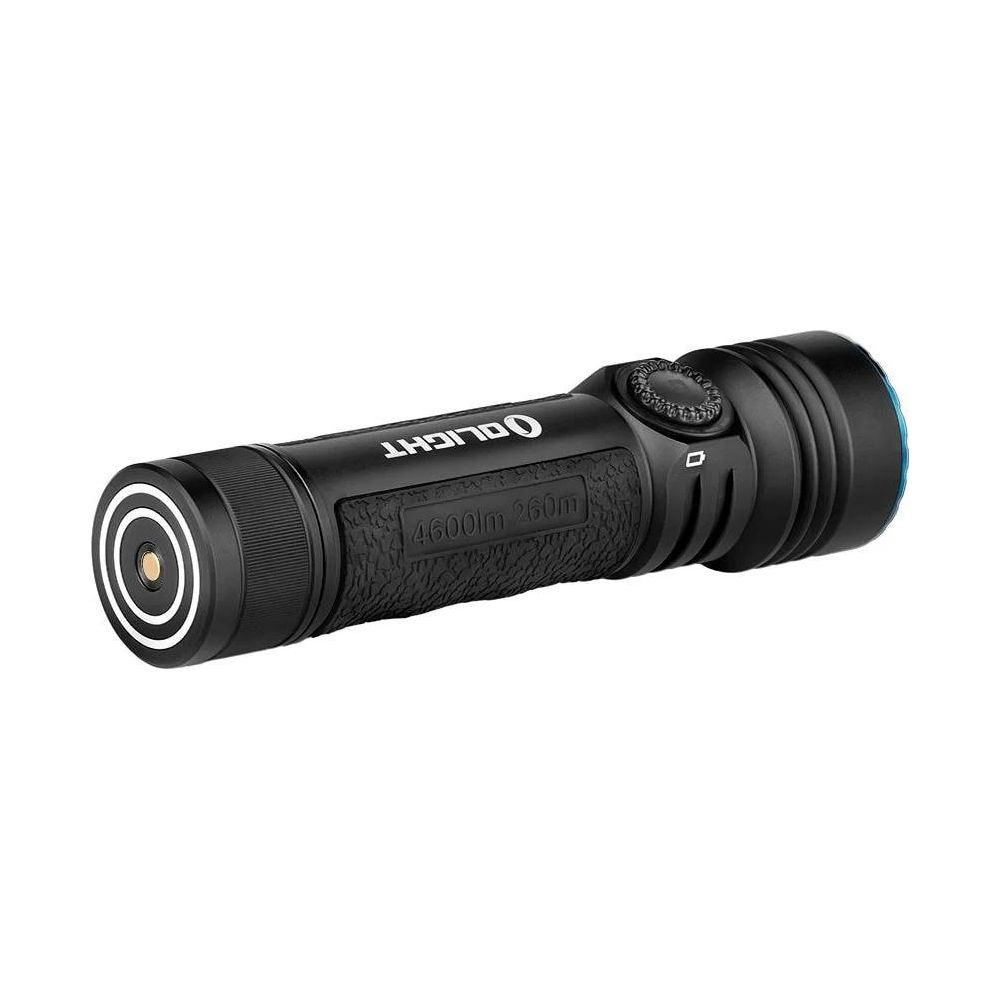 Linterna negra con logo Olight, marca 4600lm 260m.