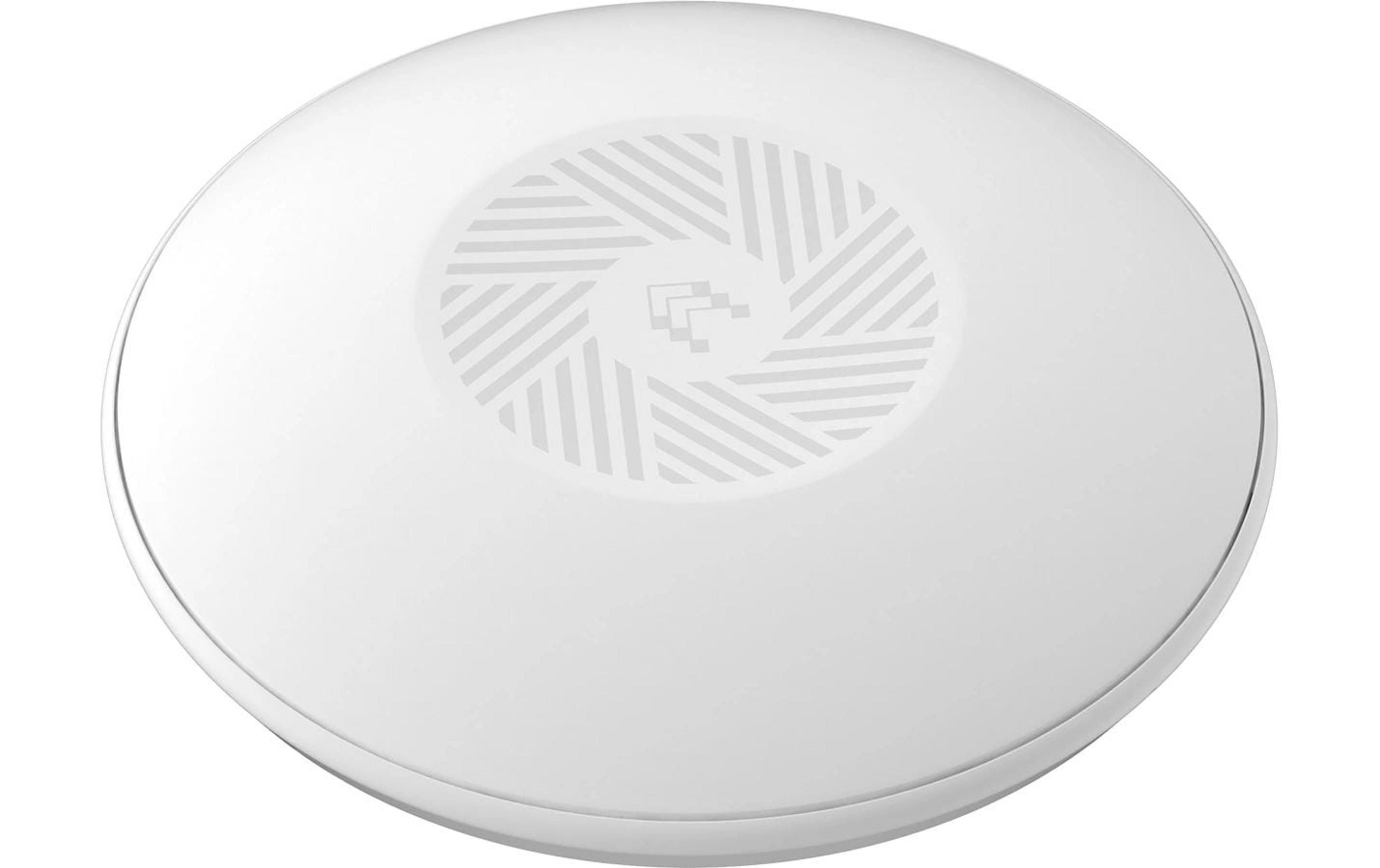 Biała, okrągła nasadka ze wzorem linii i pikselowym symbolem.