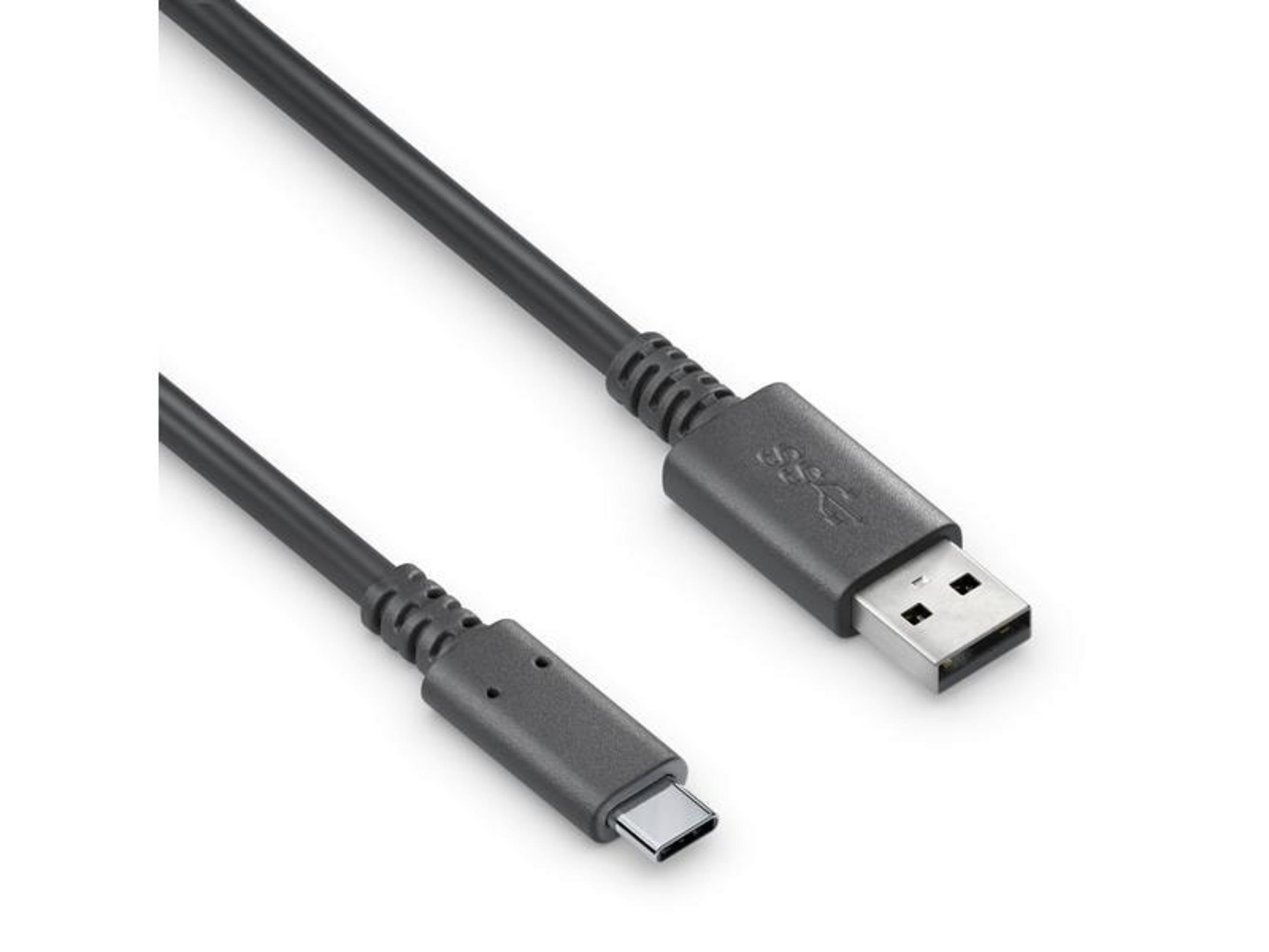 Un cavo USB-A a USB-C nero che mostra i dettagli del connettore su sfondo bianco.