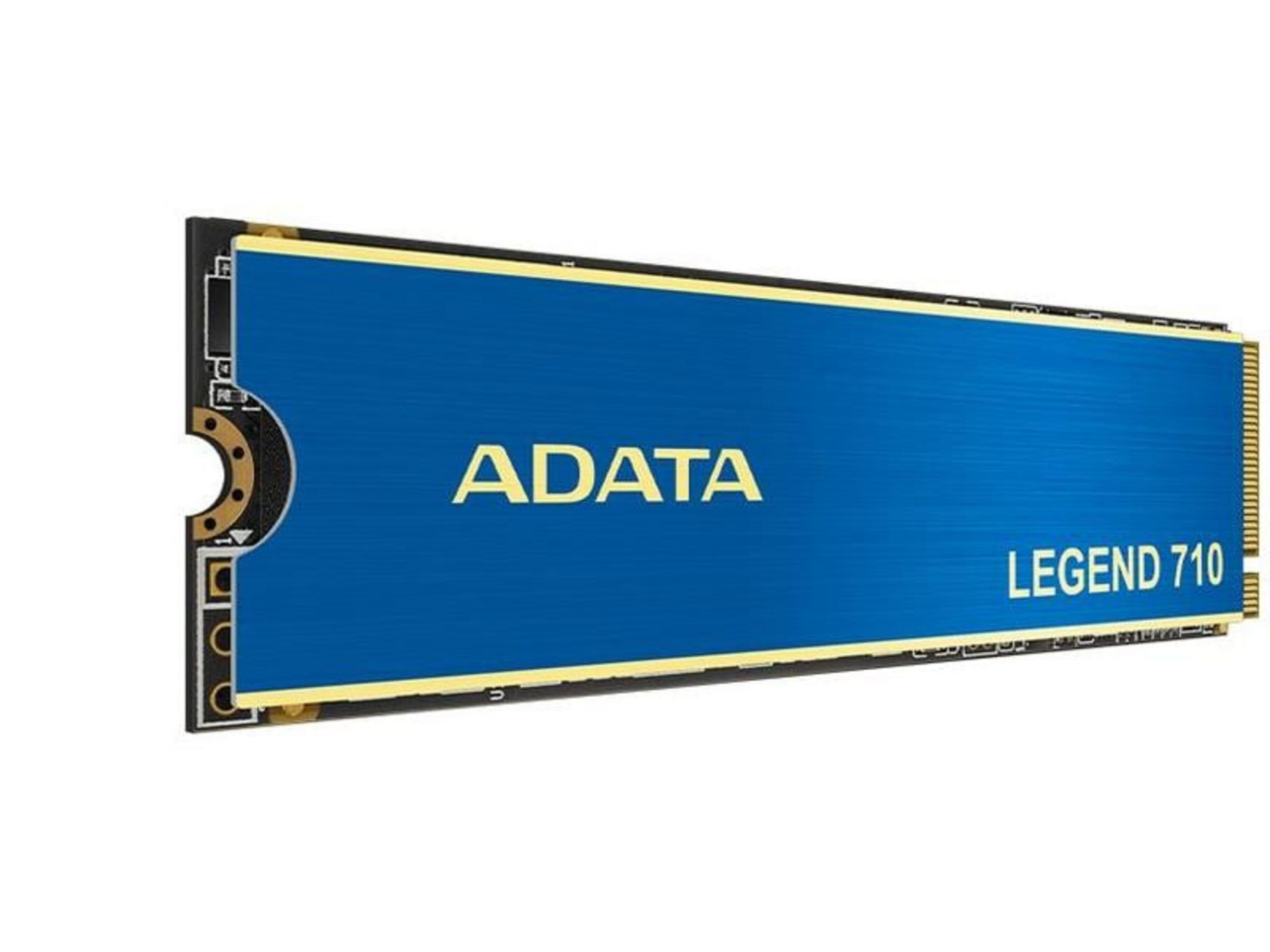 Niebieski dysk SSD z żółtymi akcentami, oznaczony ADATA LEGEND 710.