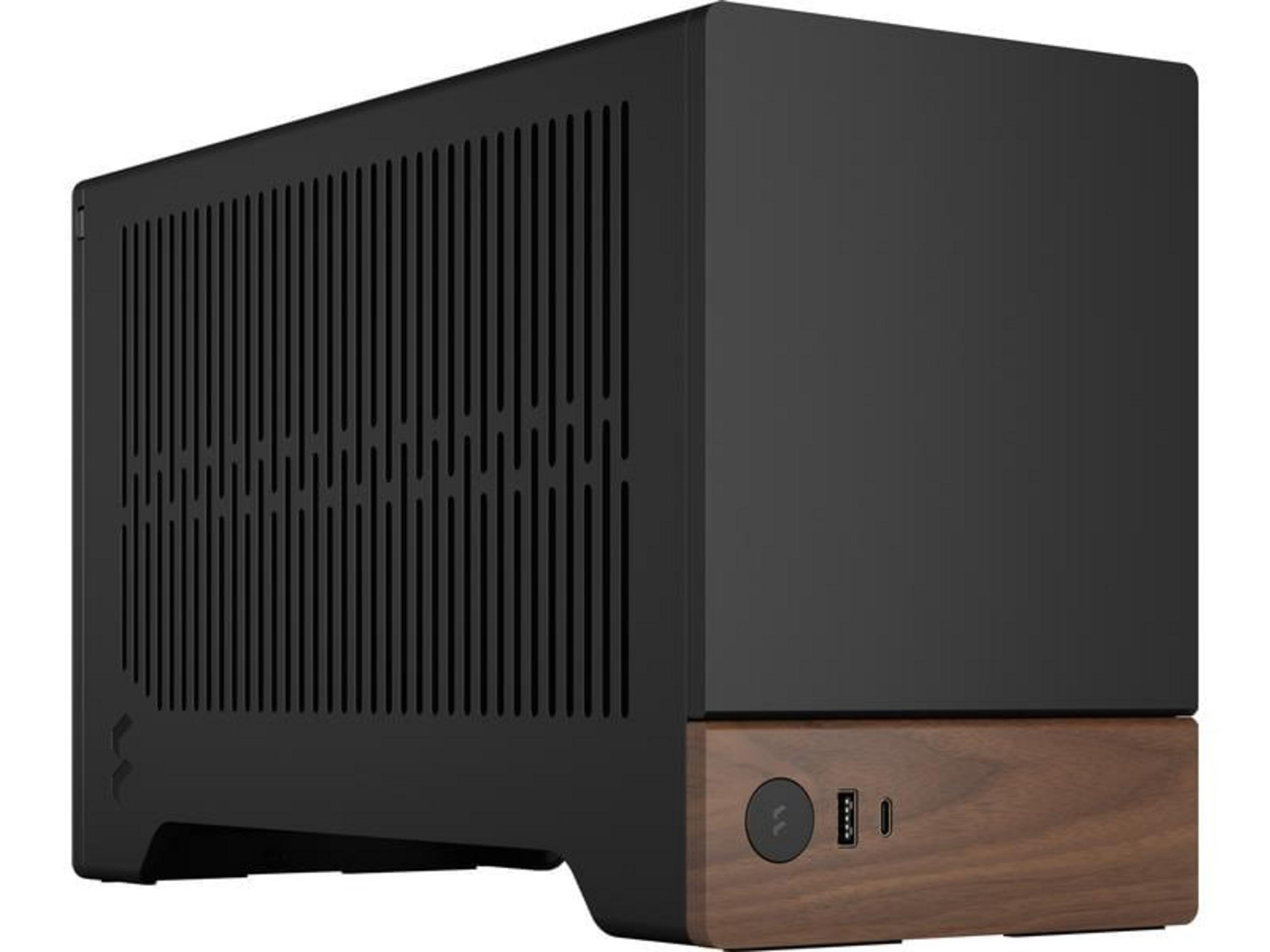 Caja de computadora negra con base de madera y puertos.