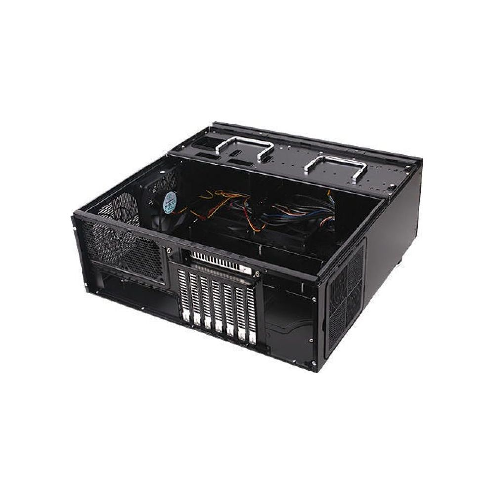 Ein leerer schwarzer Computergehäuse mit Kabeln und einem Lüfter.