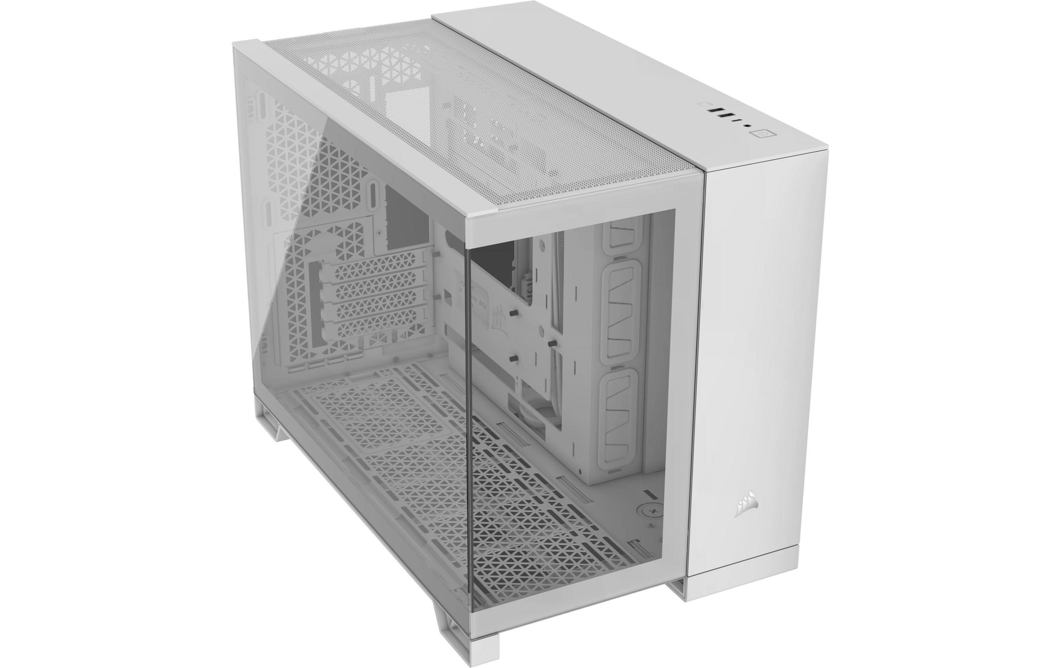 Biała obudowa komputera z szklanym frontem i perforowanym topem.