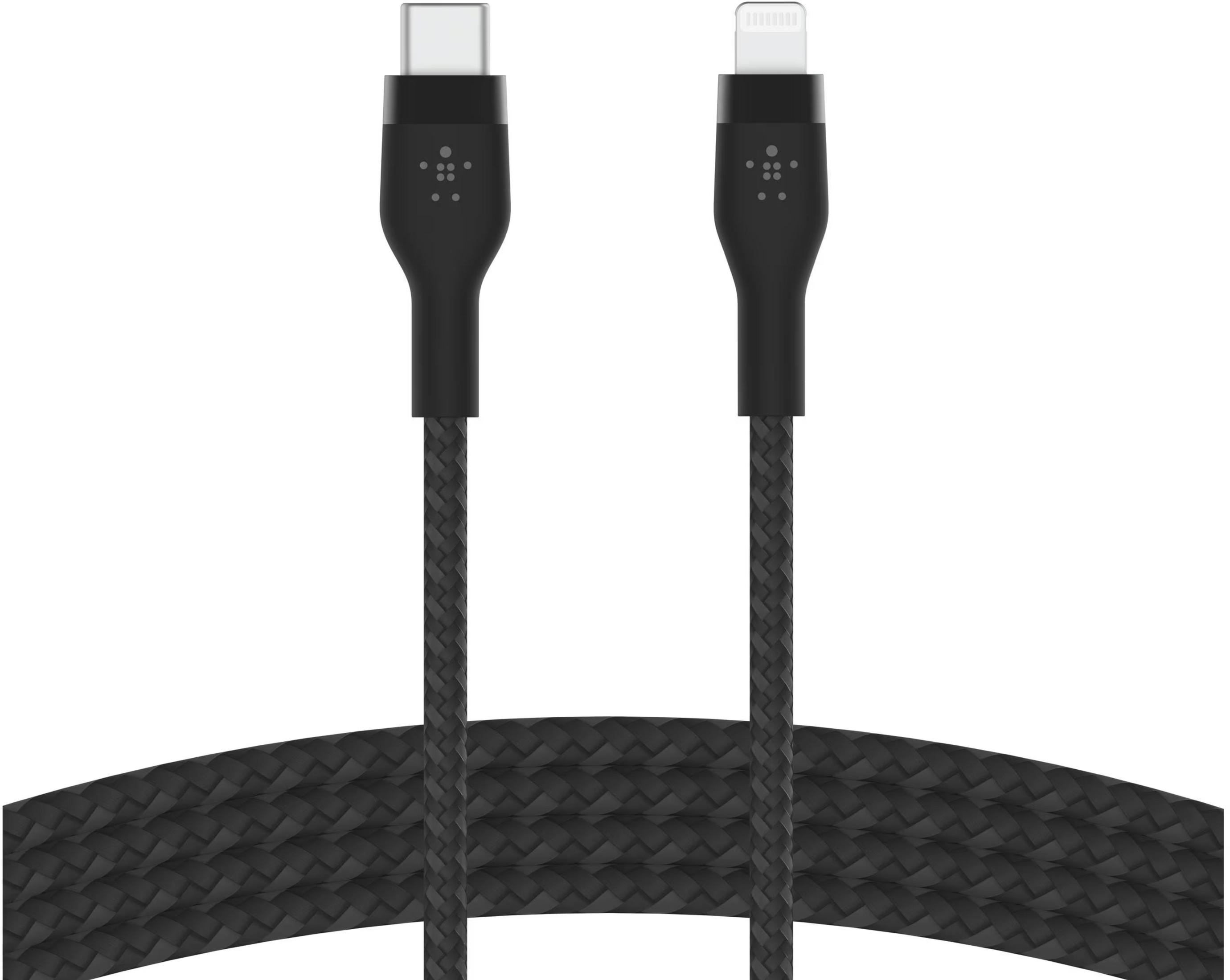 Câble noir tressé USB-C vers Lightning avec logo Belkin.