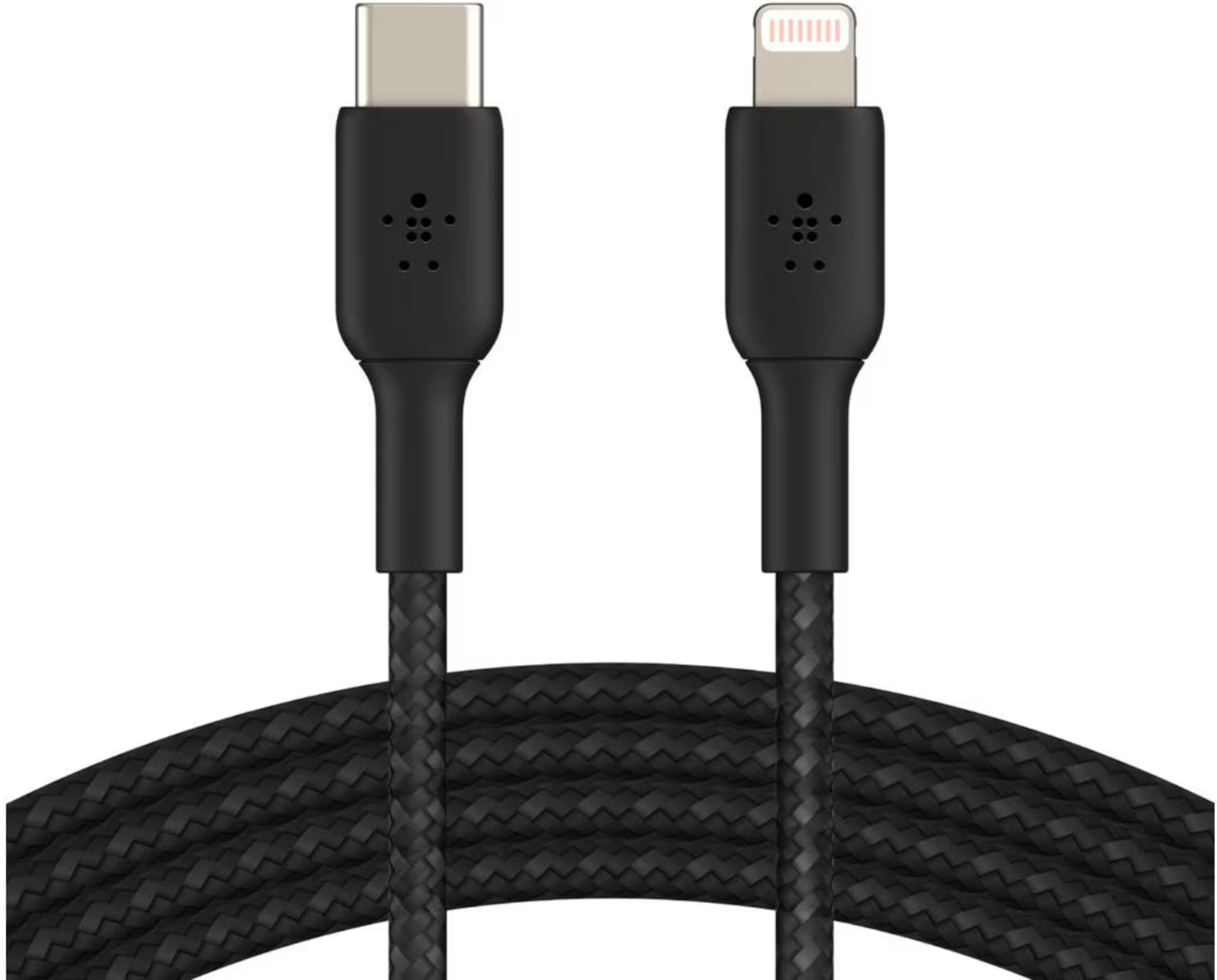 Câble noir USB-C vers Lightning avec tresse en tissu.