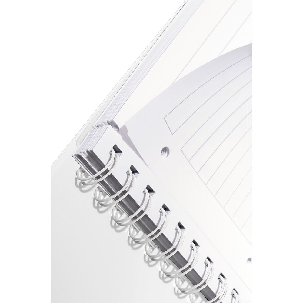 Biały notatnik spiralny z pustymi, liniowanymi stronami.