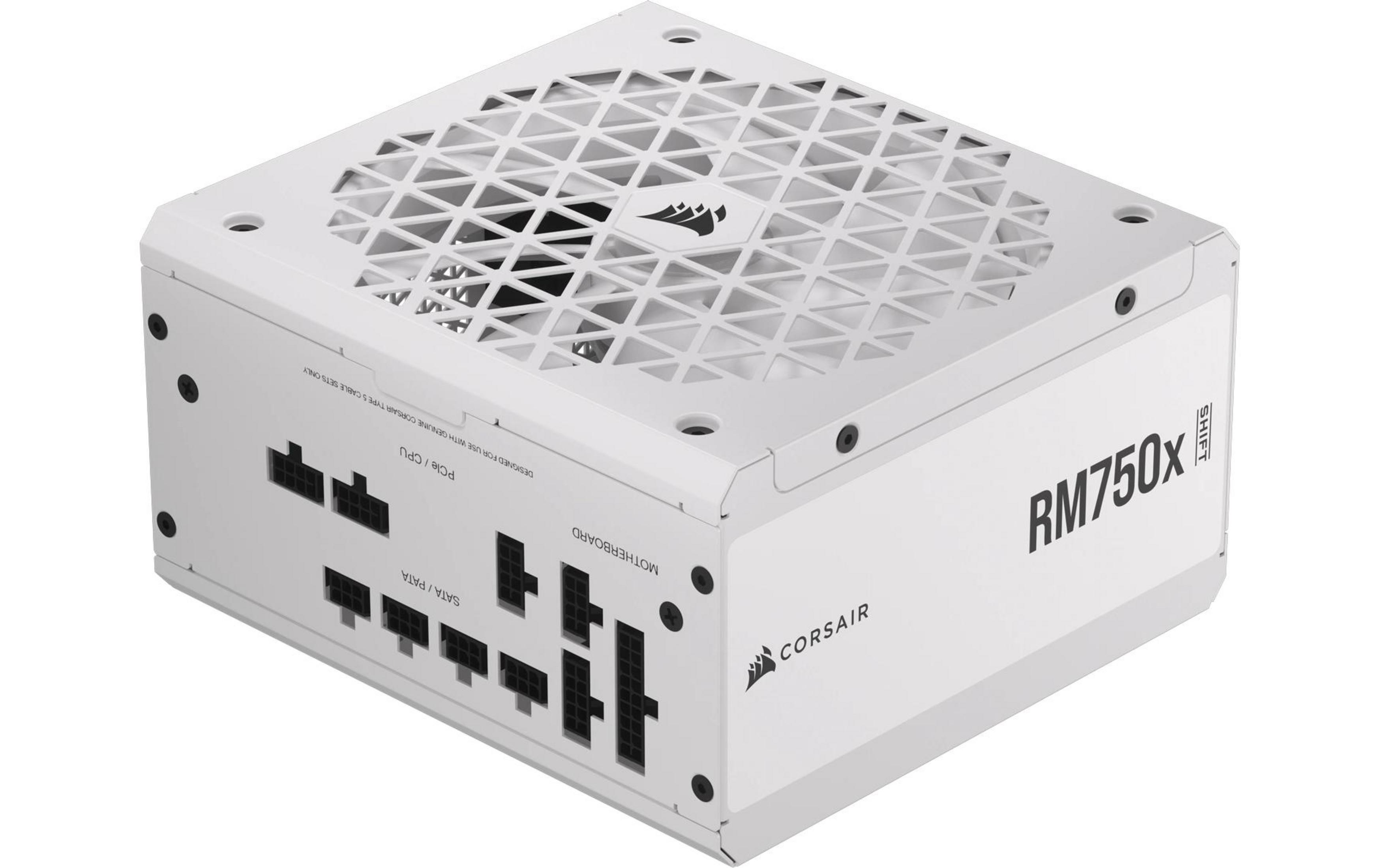 Biały zasilacz Corsair RM750x z portami dla płyty głównej, CPU i SATA/PATA.