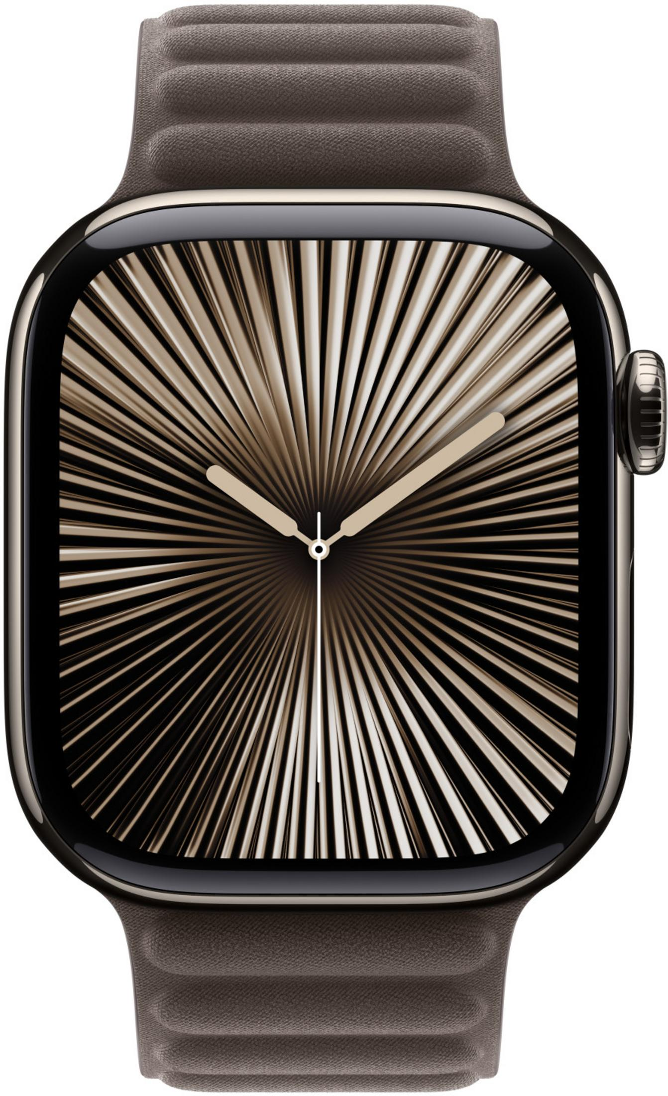 Smartwatch marrone con quadrante a raggiera e lancette dorate.