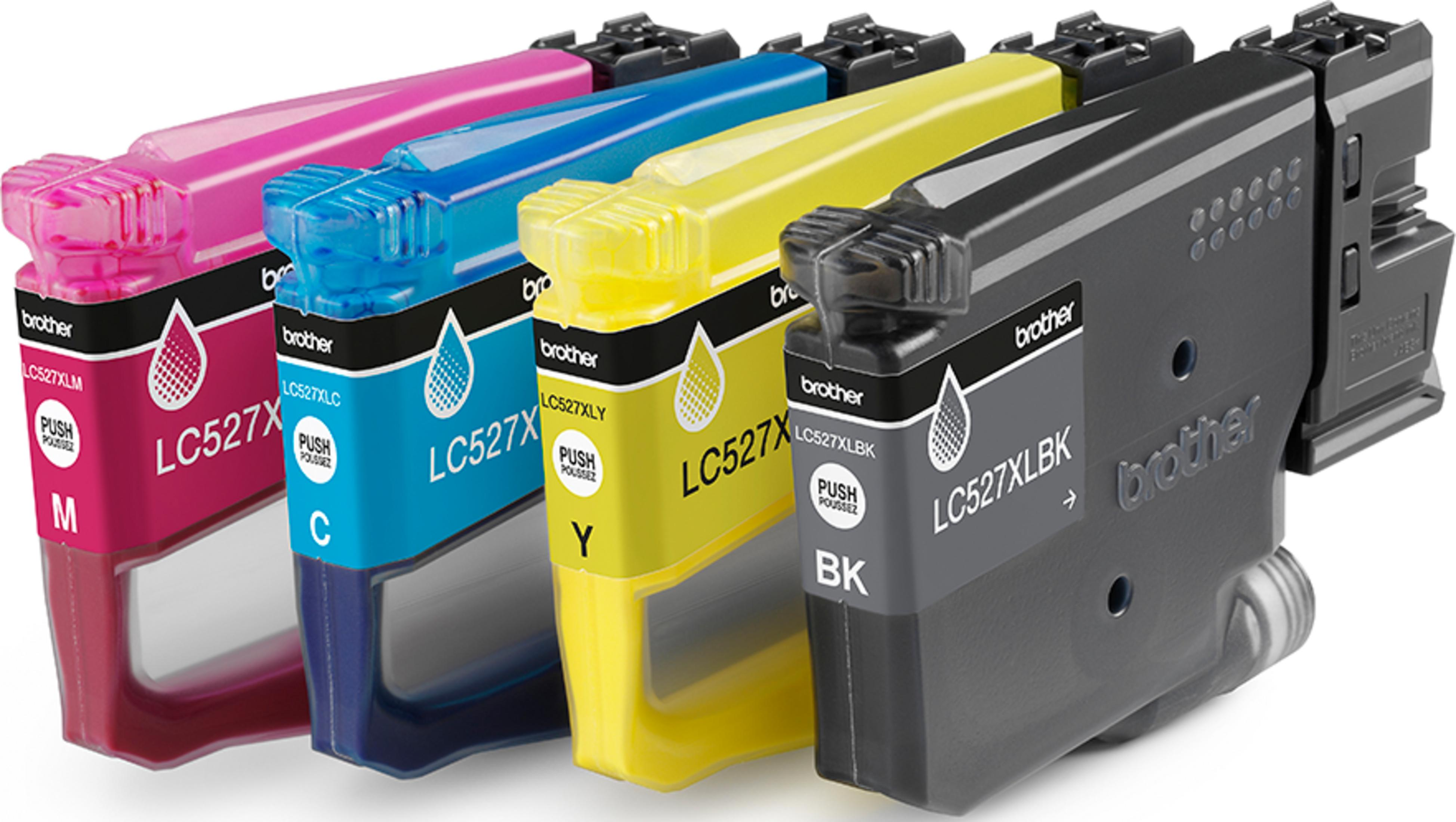 Cztery wkłady atramentowe Brother: magenta, cyjan, żółty i czarny.