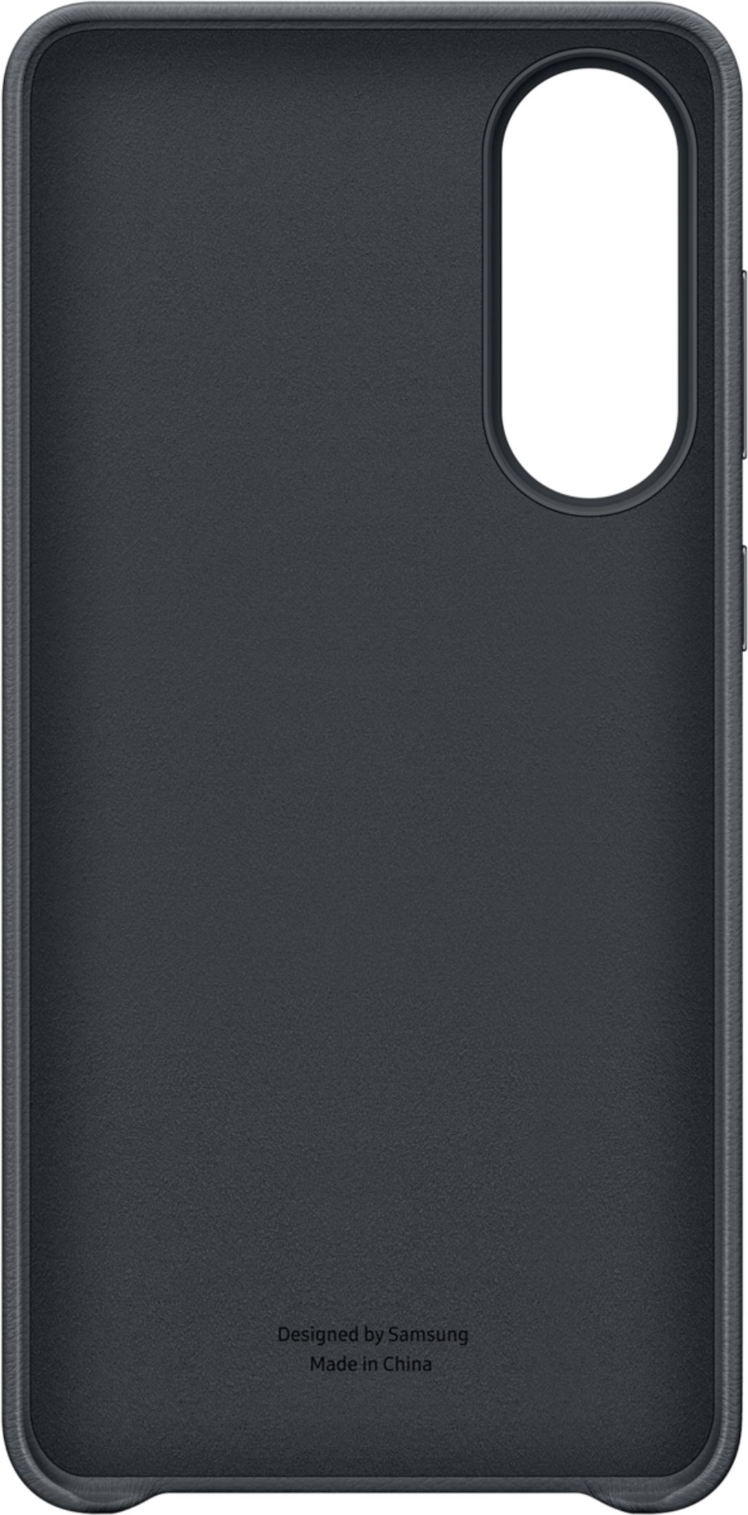 Custodia grigio scuro per telefono con ritaglio fotocamera e testo.