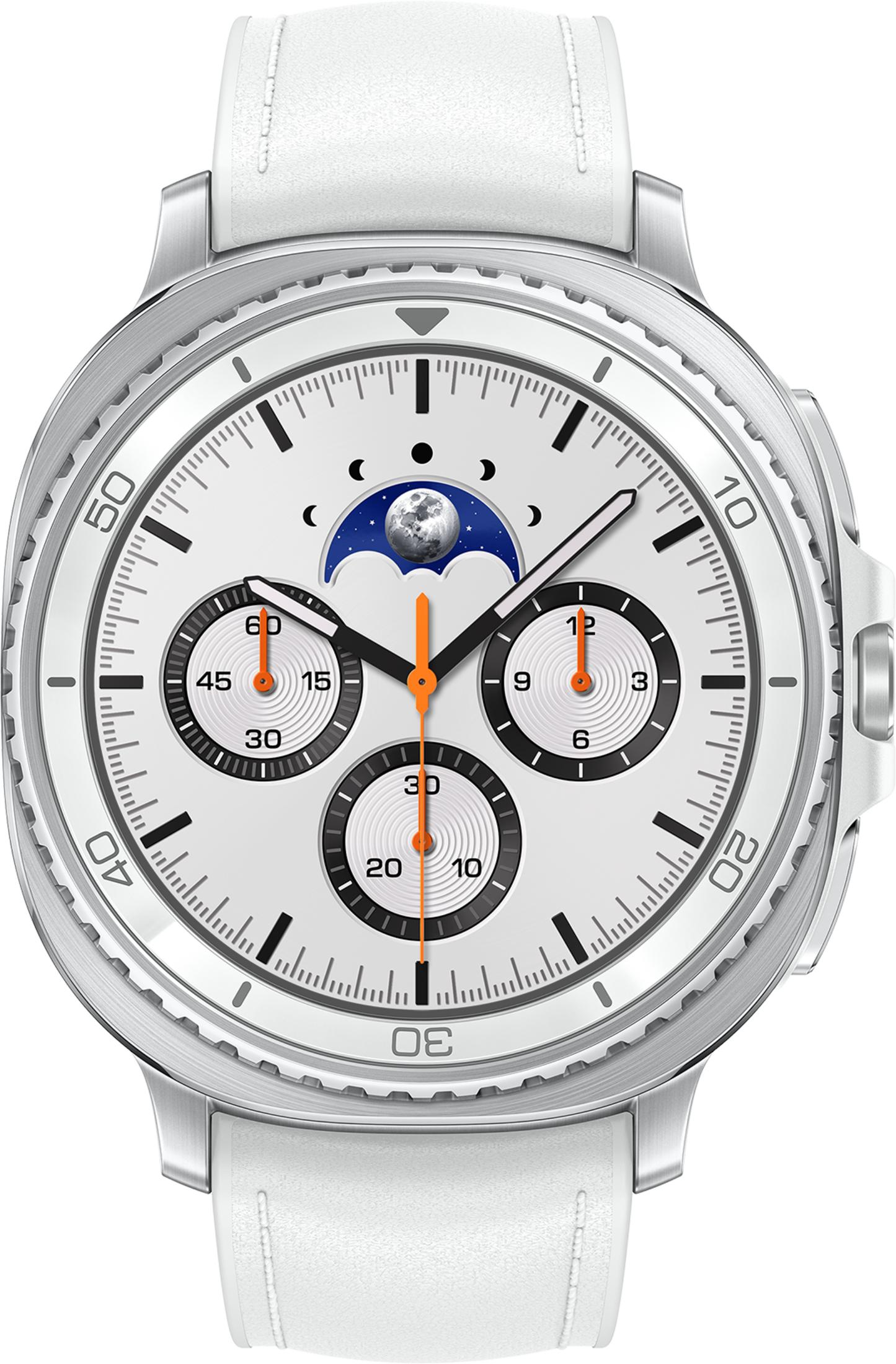 Un orologio da polso bianco con cassa argentata, quadrante argentato e indicatore delle fasi lunari.