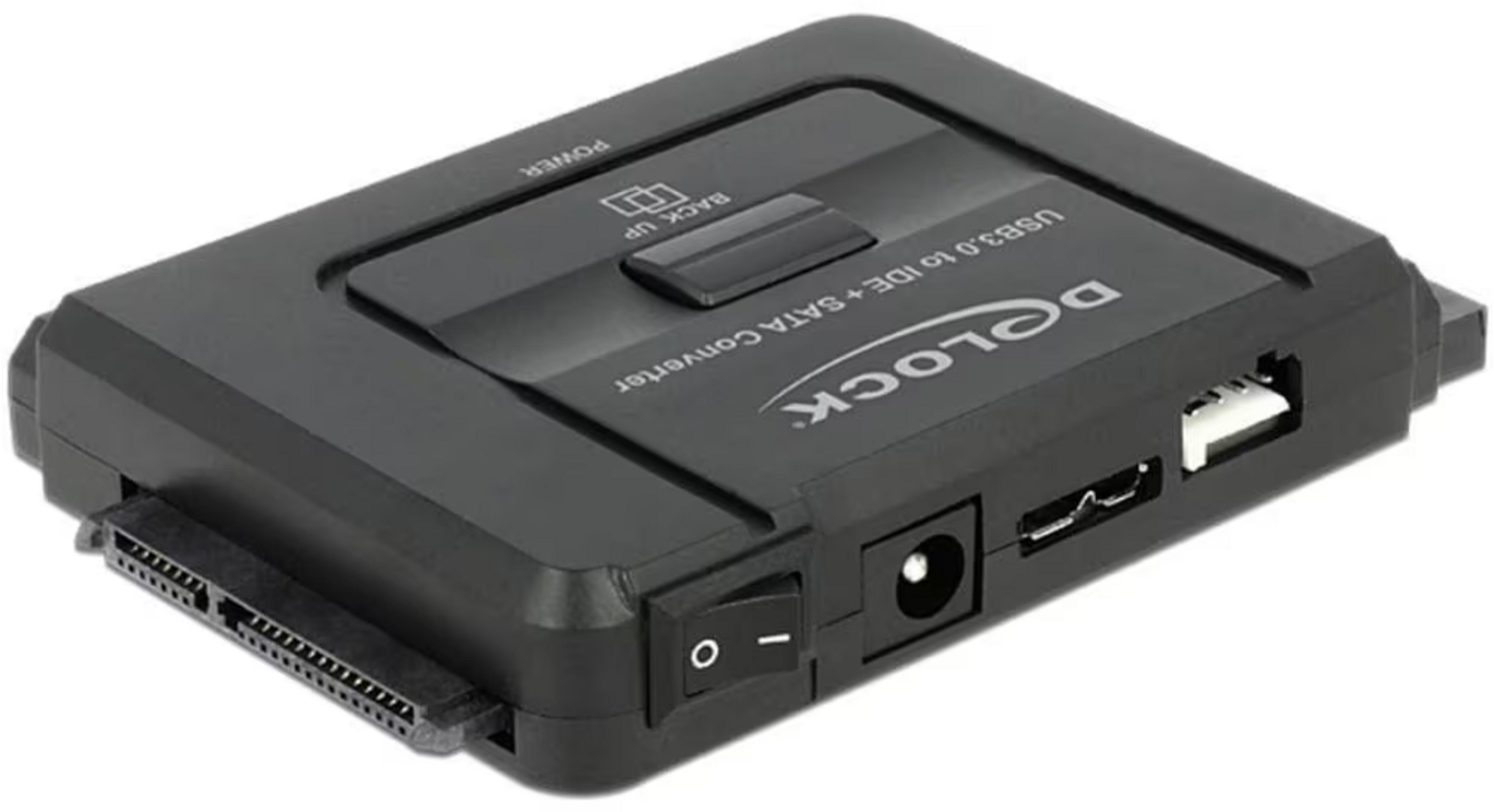 Convertisseur IDE SATA USB 3.0 noir avec interrupteur et ports.
