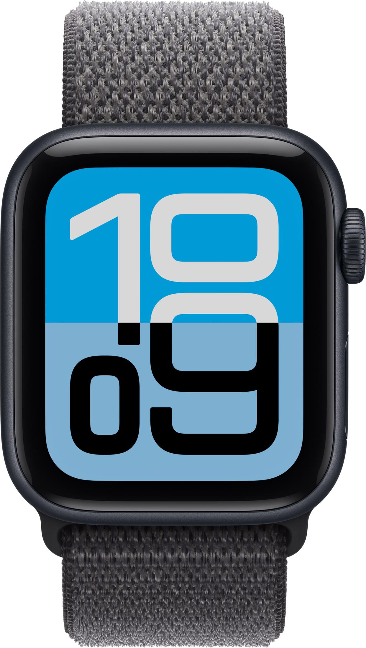 Un Apple Watch gris oscuro con correa tejida muestra las 10:09.