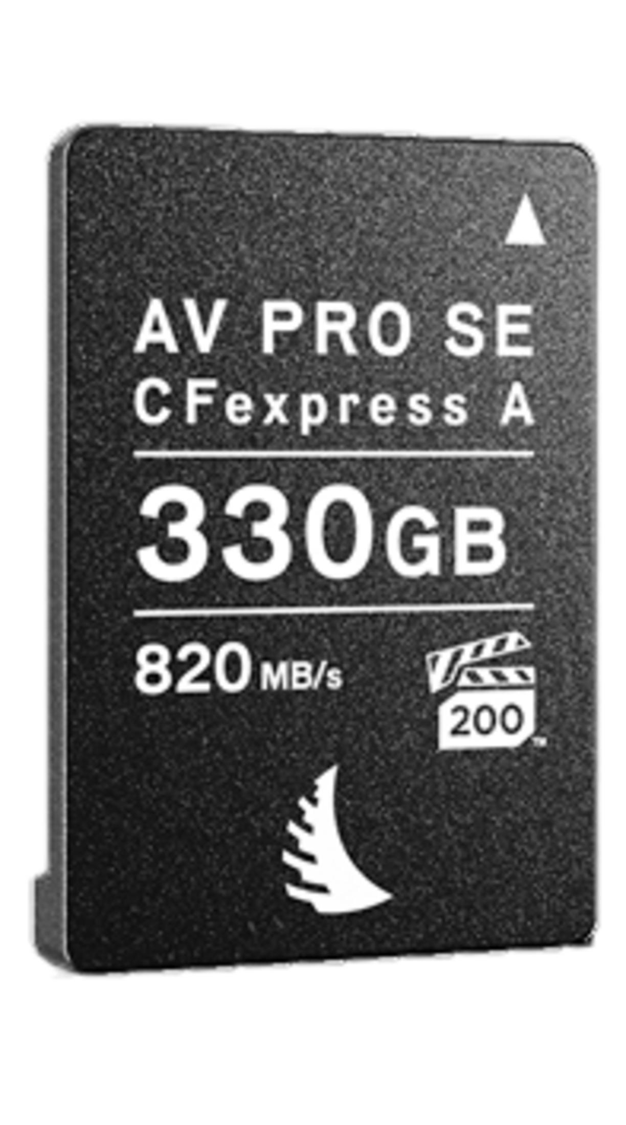 CFexpress A 330 GB Speicherkarte mit 820 MB/s Lese-/Schreibgeschwindigkeit.