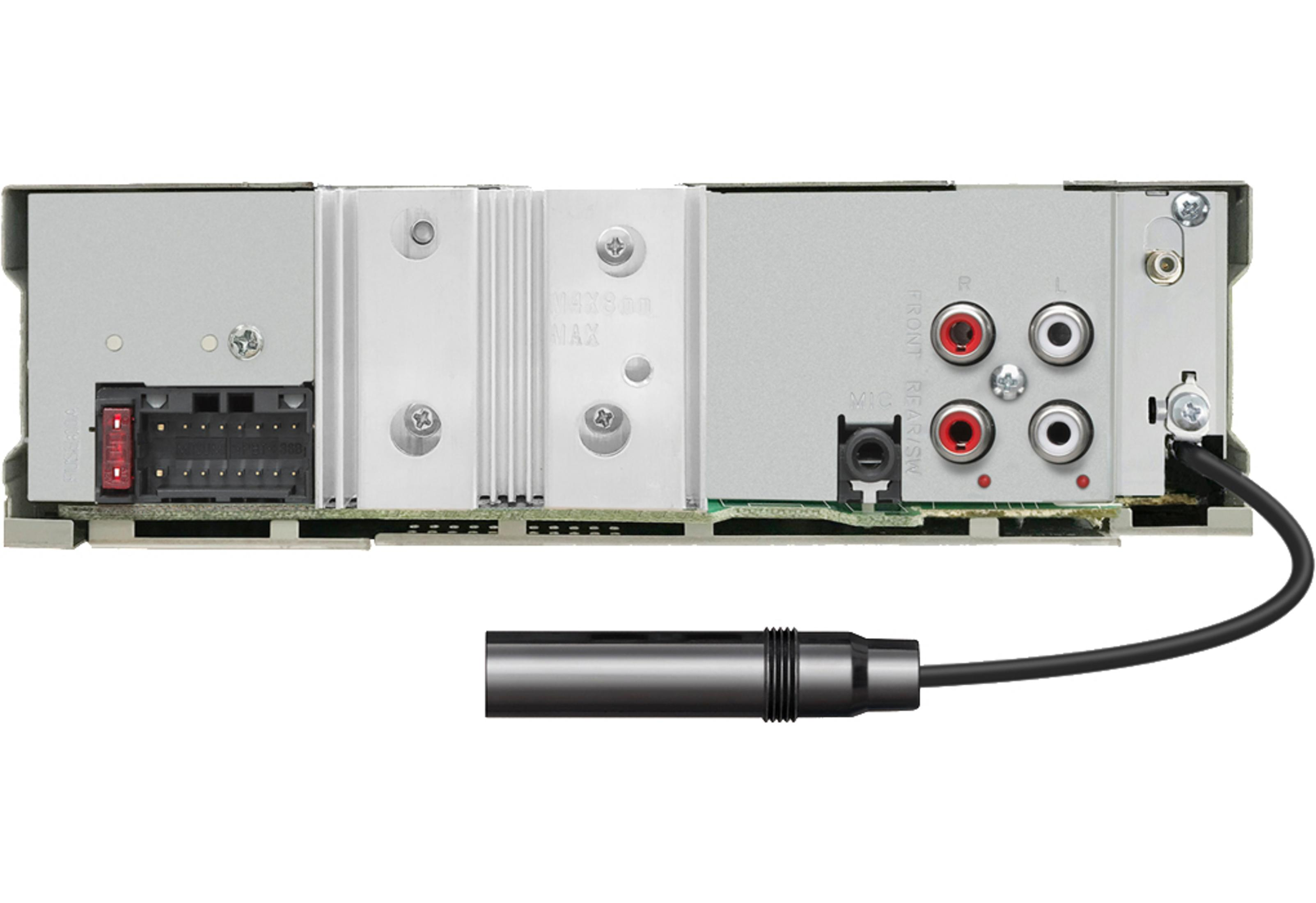 Rückseite eines Autoradios mit Anschlüssen: Strom, Cinch-Audioausgänge, Mic und Antenne.