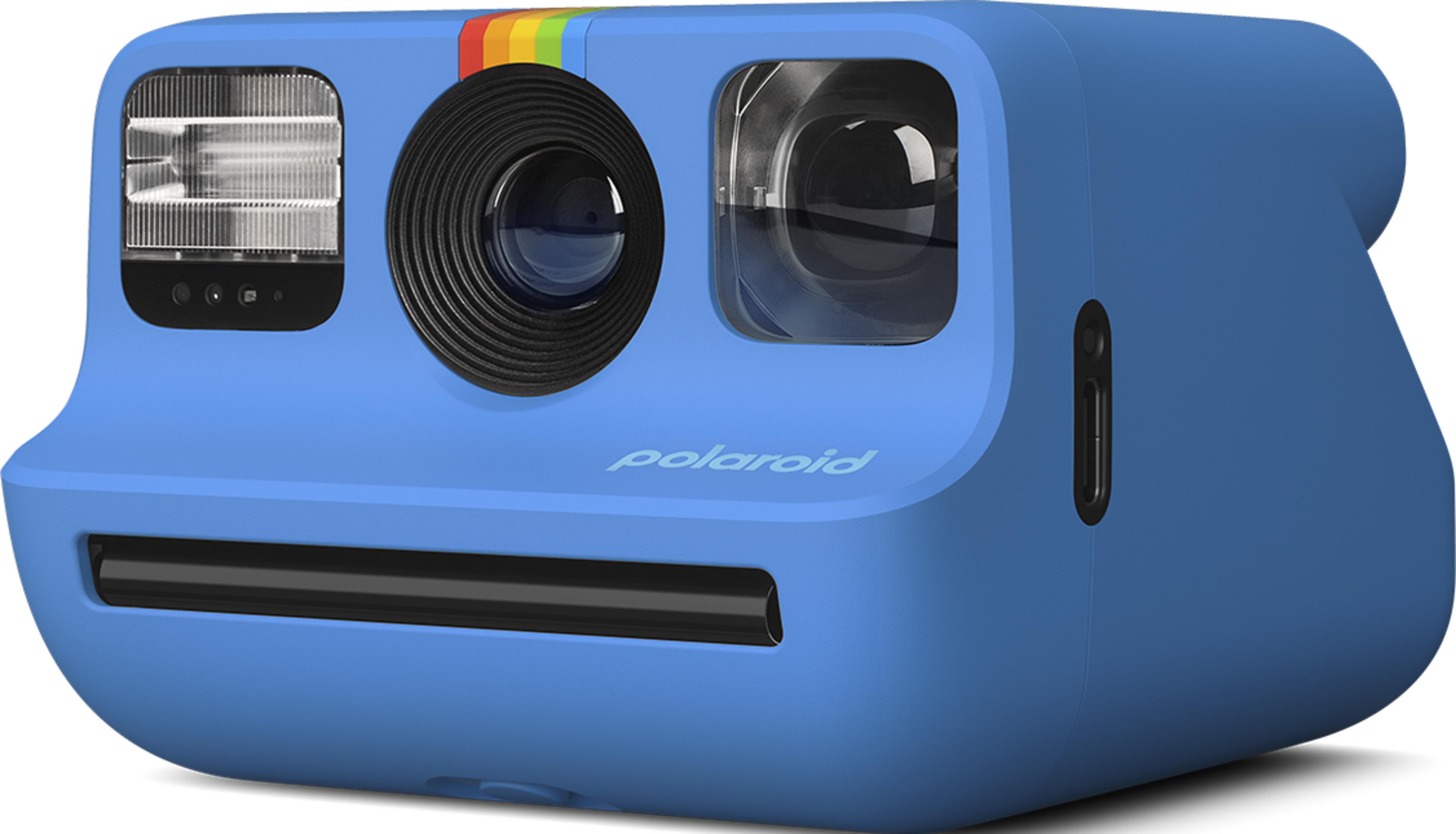 Una cámara Polaroid azul con lente, flash y rayas de arcoíris.