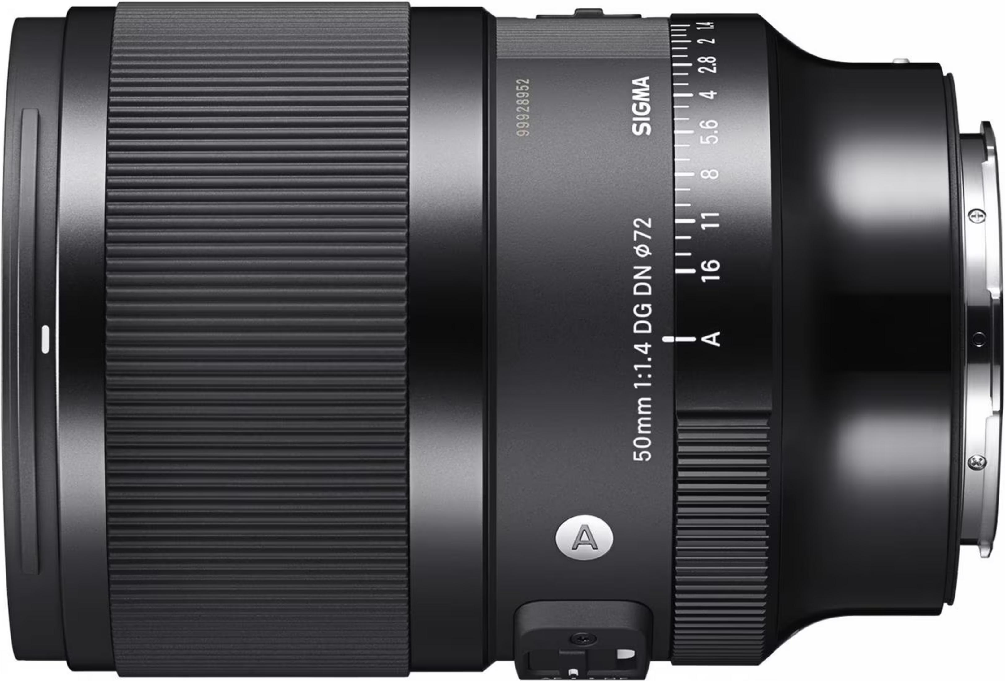 Un obiettivo Sigma 50mm 1:1.4 DG DN nero con segni di messa a fuoco e apertura.