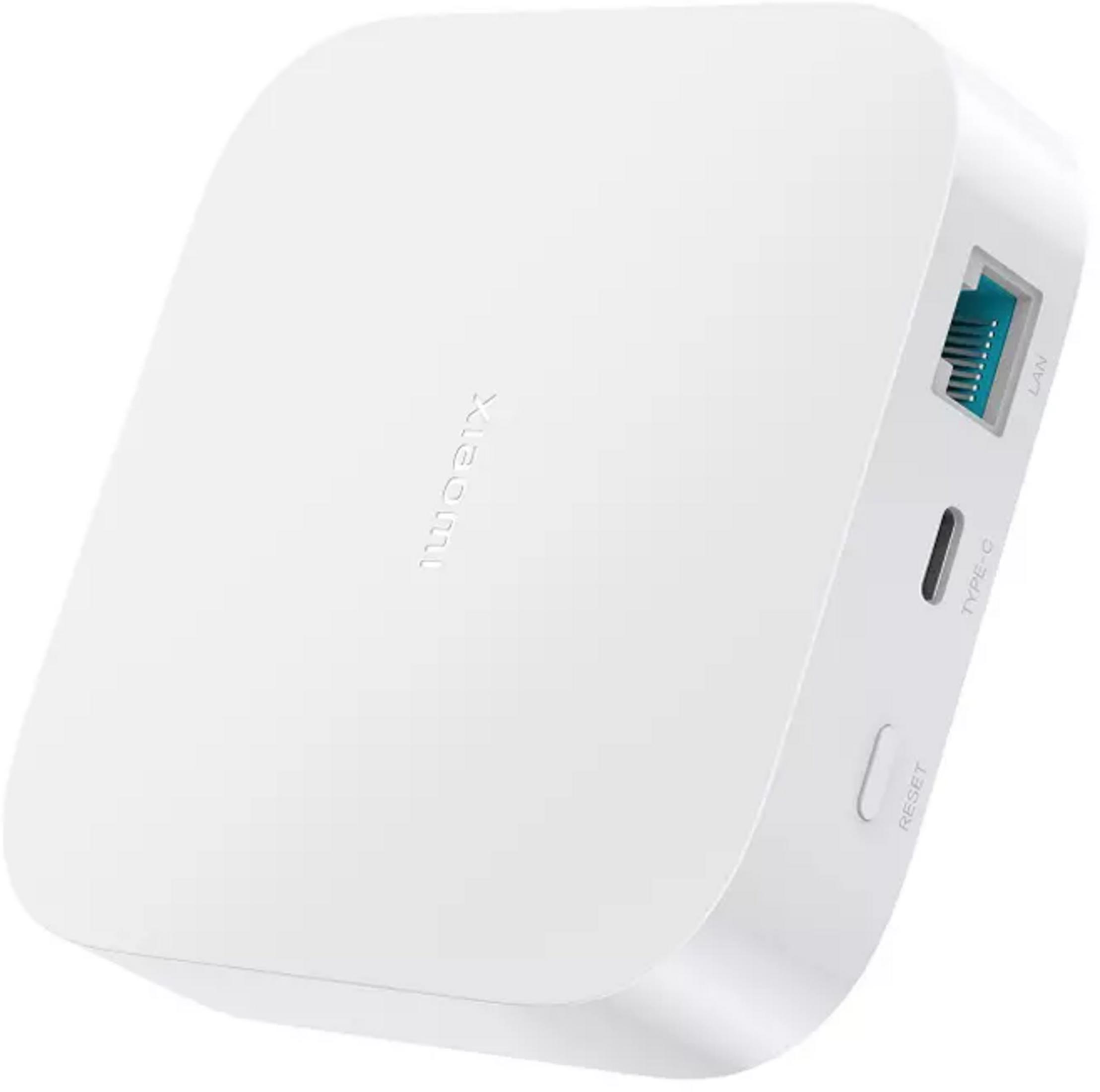 Białe urządzenie Xiaomi z portami LAN i Type-C oraz przyciskiem reset.