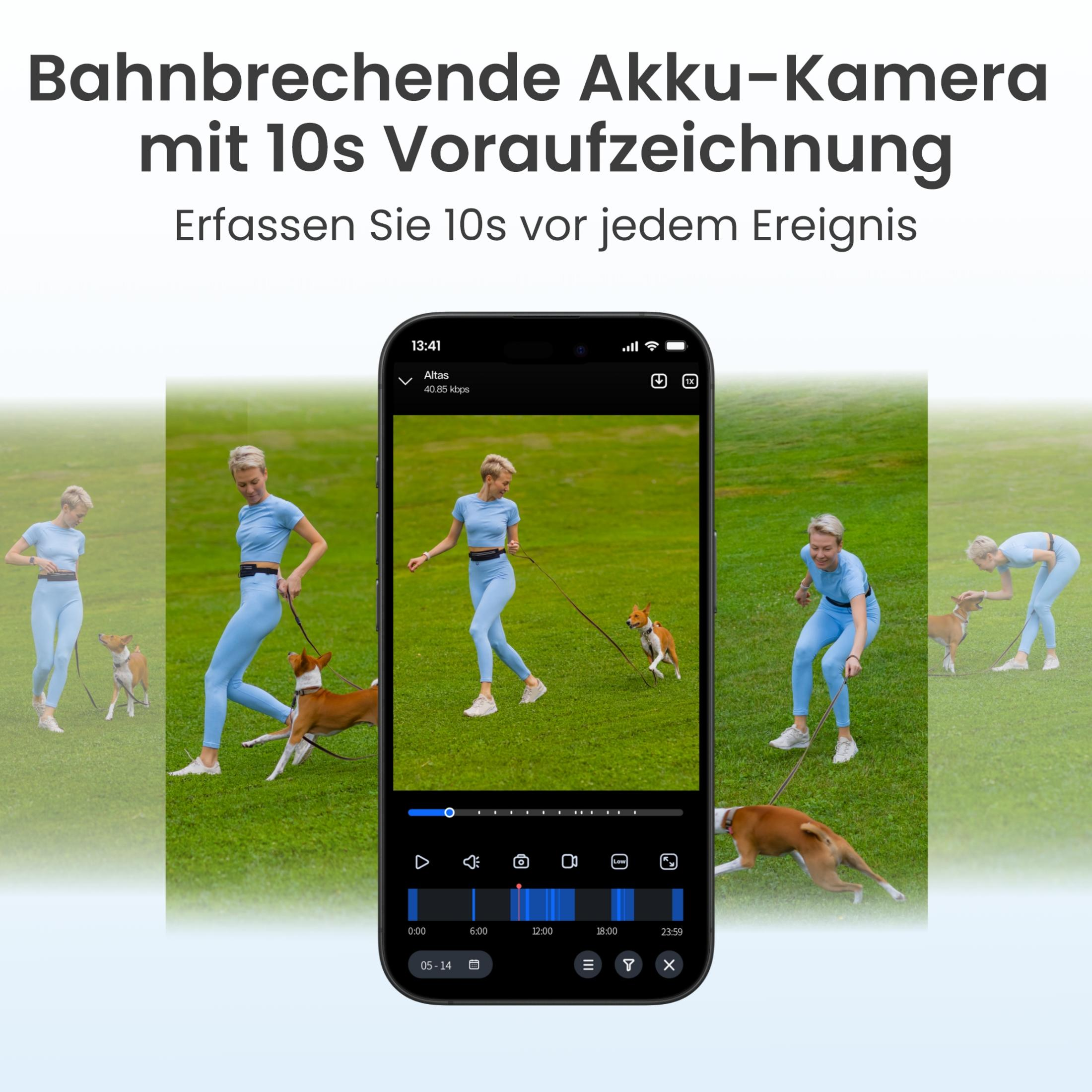 Eine Frau in hellblauer Kleidung geht mit einem Hund auf einer grünen Wiese.