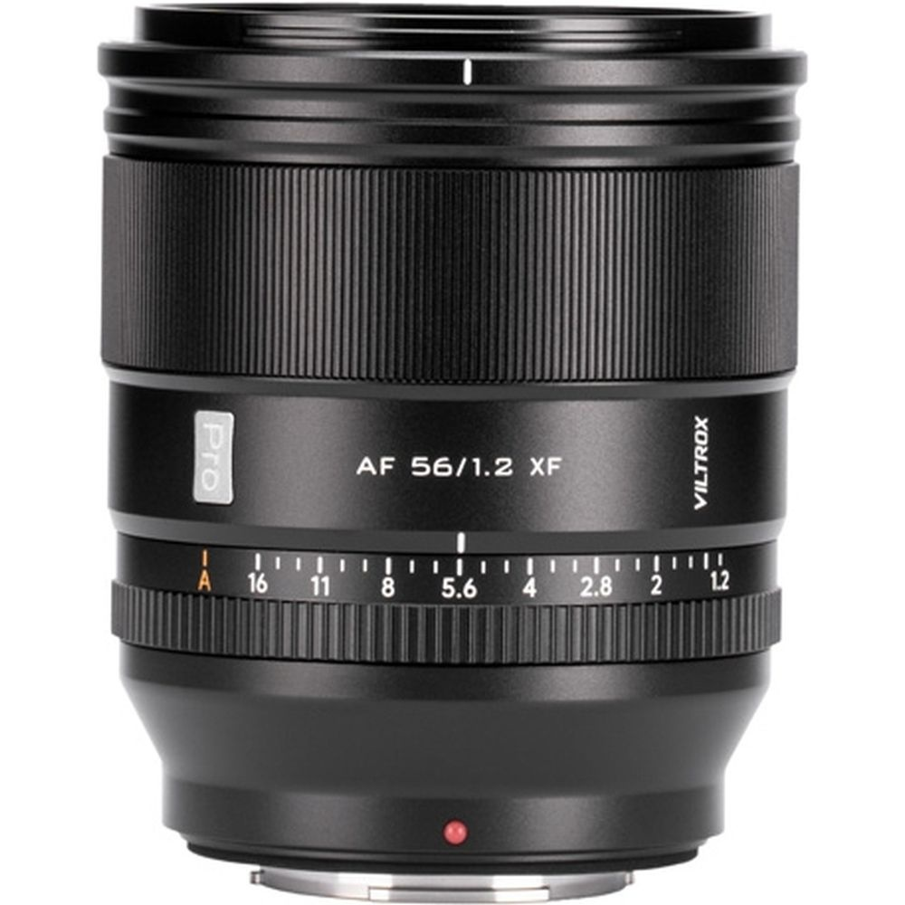 Obiettivo Viltrox AF 56/1.2 XF nero con ghiera di messa a fuoco e marcature diaframma.