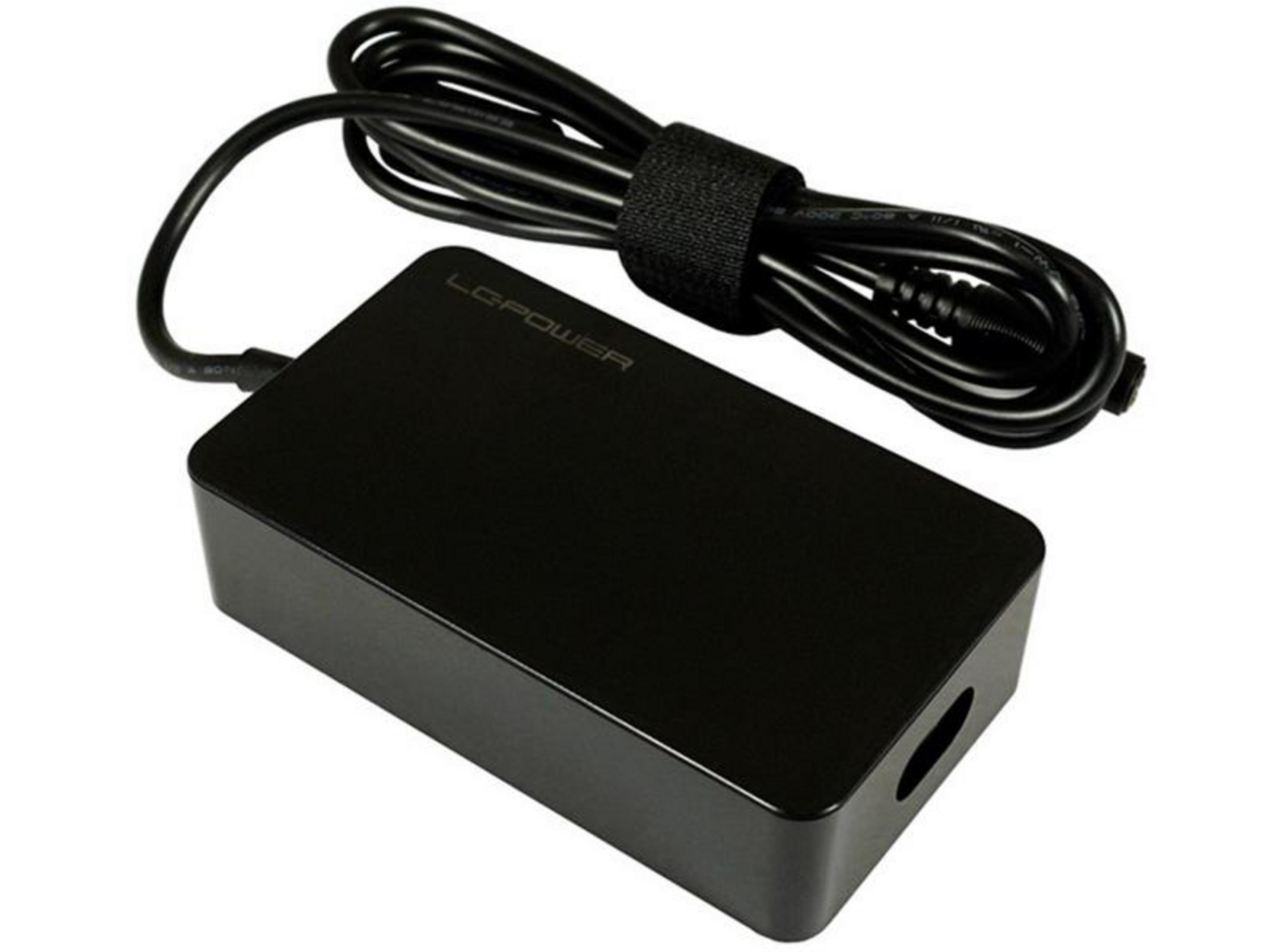 Czarny zasilacz LG Power z kablem na białym tle.