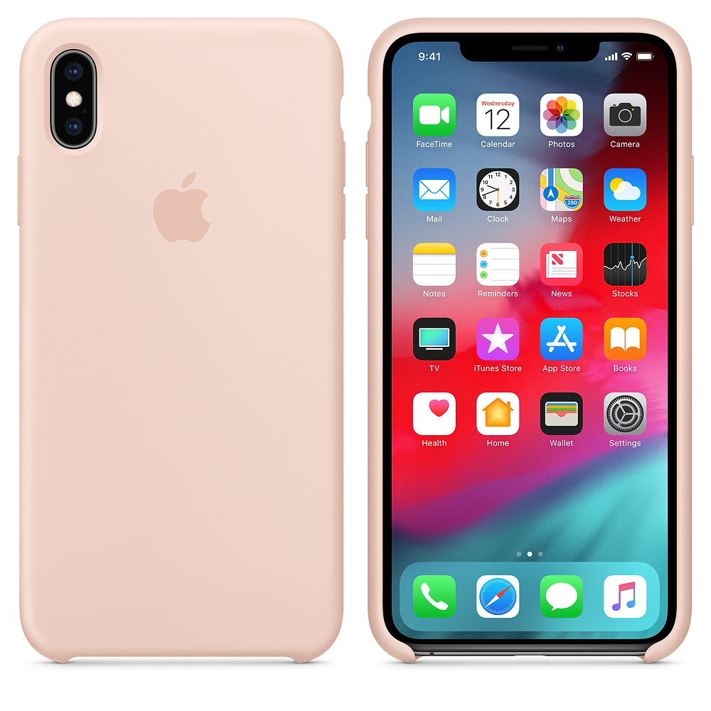 Een roze iPhone-hoes en een iPhone met apps op het scherm.