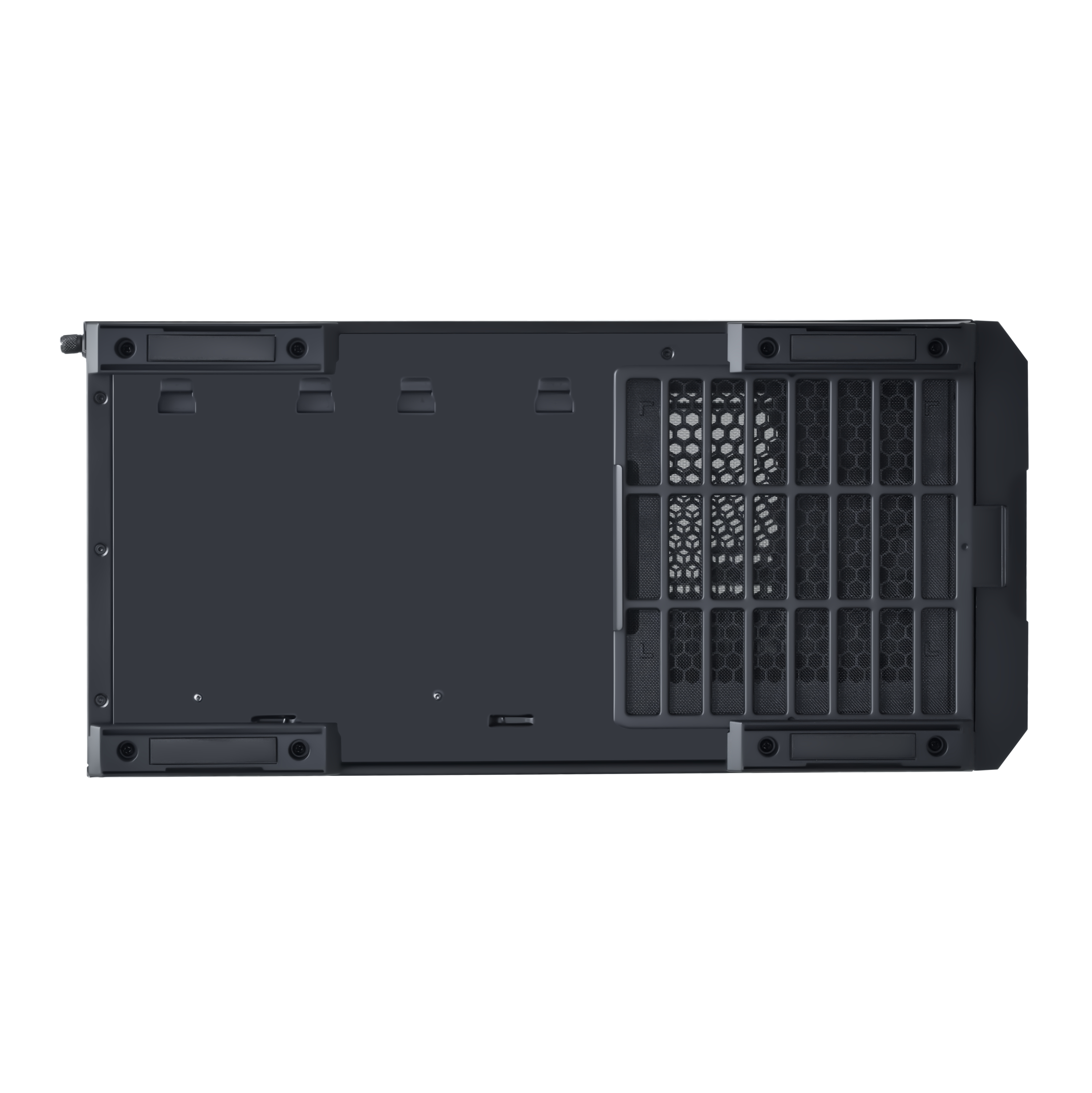 Unterseite eines schwarzen Computergehäuses mit Lüftungsschlitzen und Füßen.