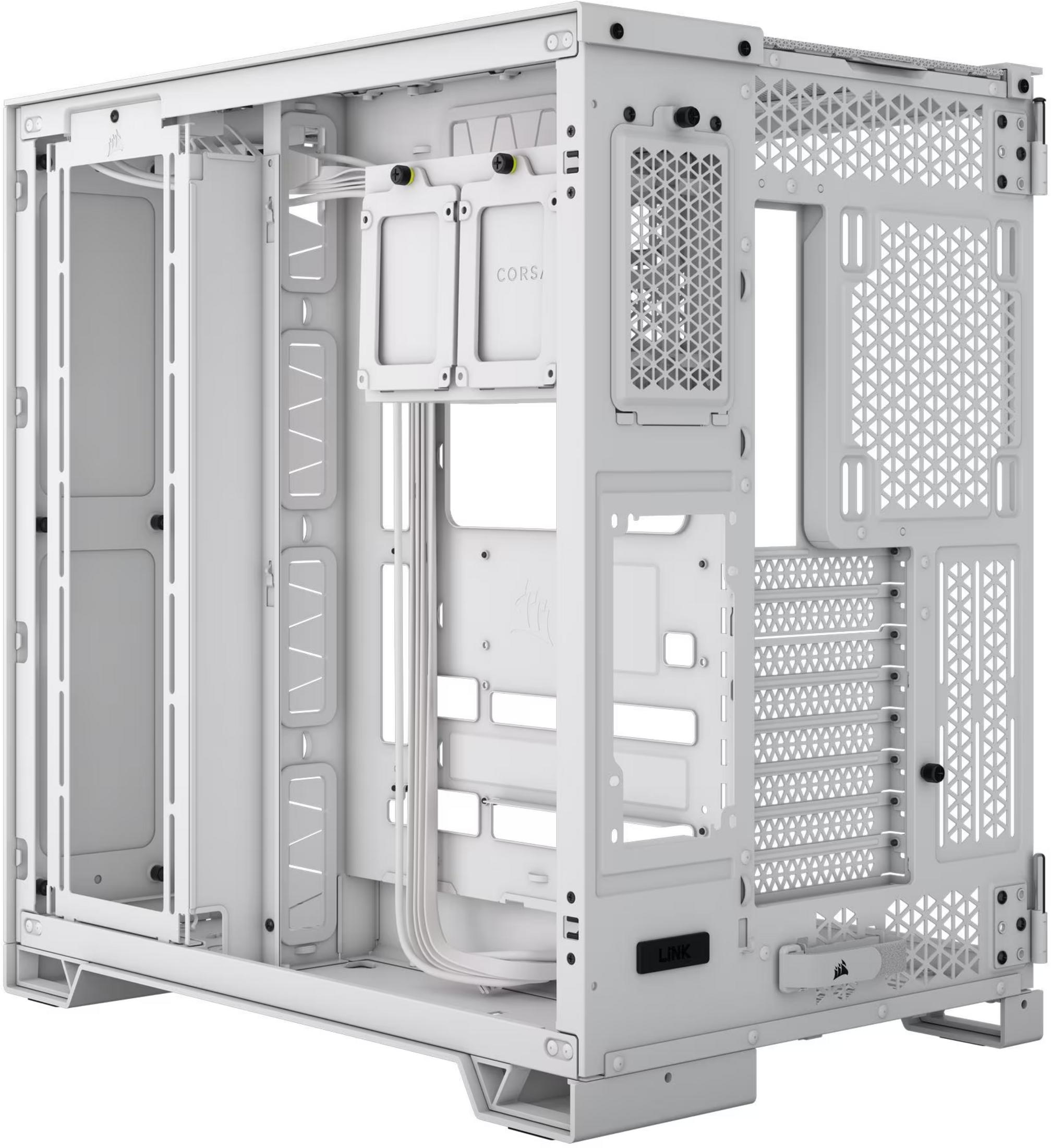 Vista interior de una caja de PC blanca con gestión de cables y ranuras de ventilación.