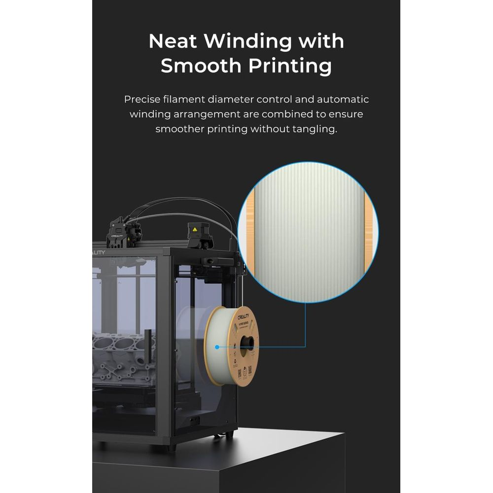 Filament makaralı 3D yazıcı, düzgün sarılmış ipin yakın çekimi.