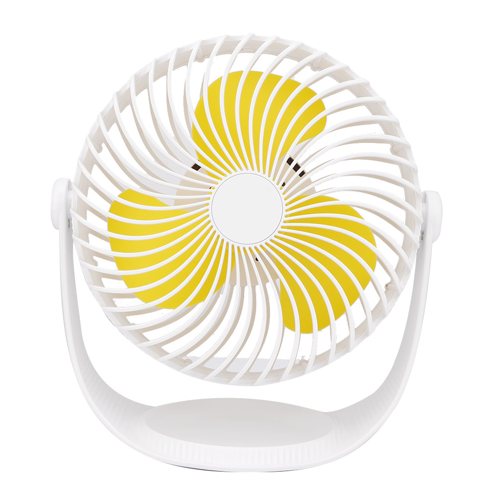Ein weißer tragbarer Ventilator mit gelben Flügeln steht auf einem weißen Sockel.