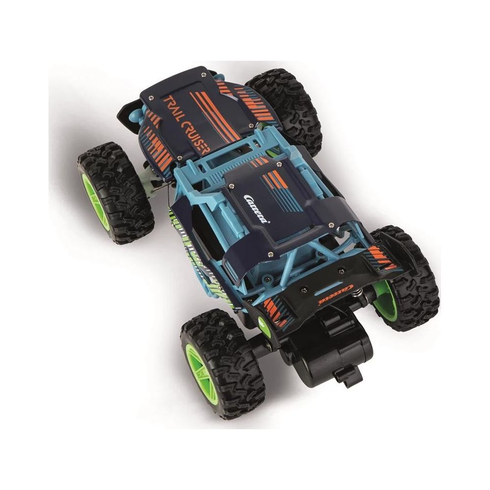Un buggy RC azul oscuro con detalles azul claro y naranja y ruedas grandes.