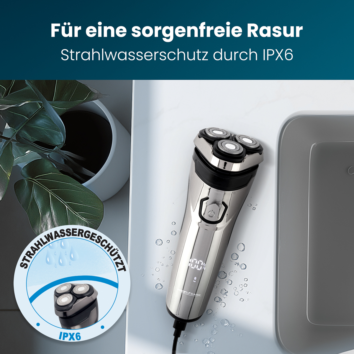 Elektrischer Rasierer mit IPX6-Strahlwasserschutz auf weißem Untergrund mit Wasserperlen.