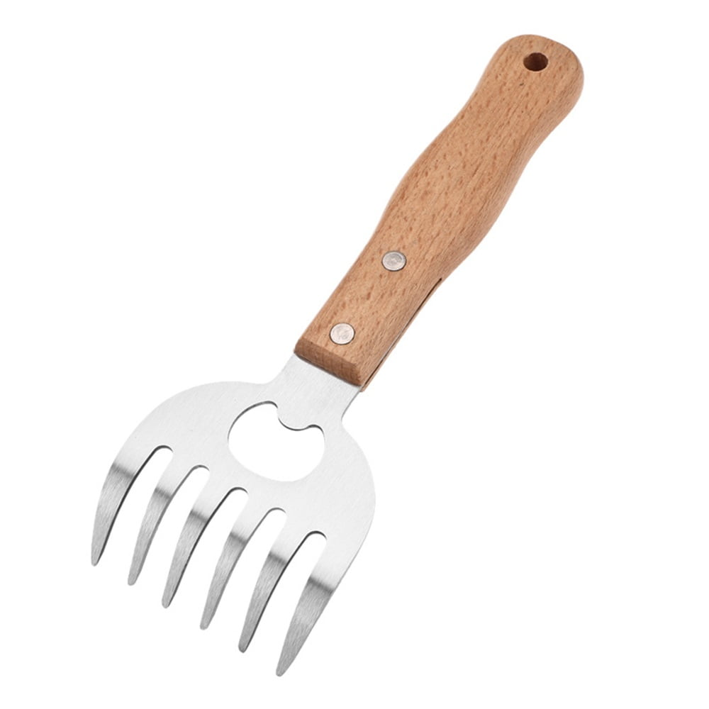 Ein Grillwerkzeug aus Metall mit Holzgriff, mit Zinken und Flaschenöffner.