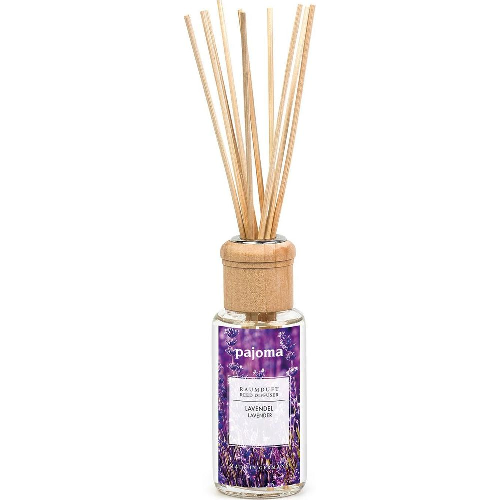 Ein Glas-Diffusor mit Holzdeckel und vielen Holzstäbchen.