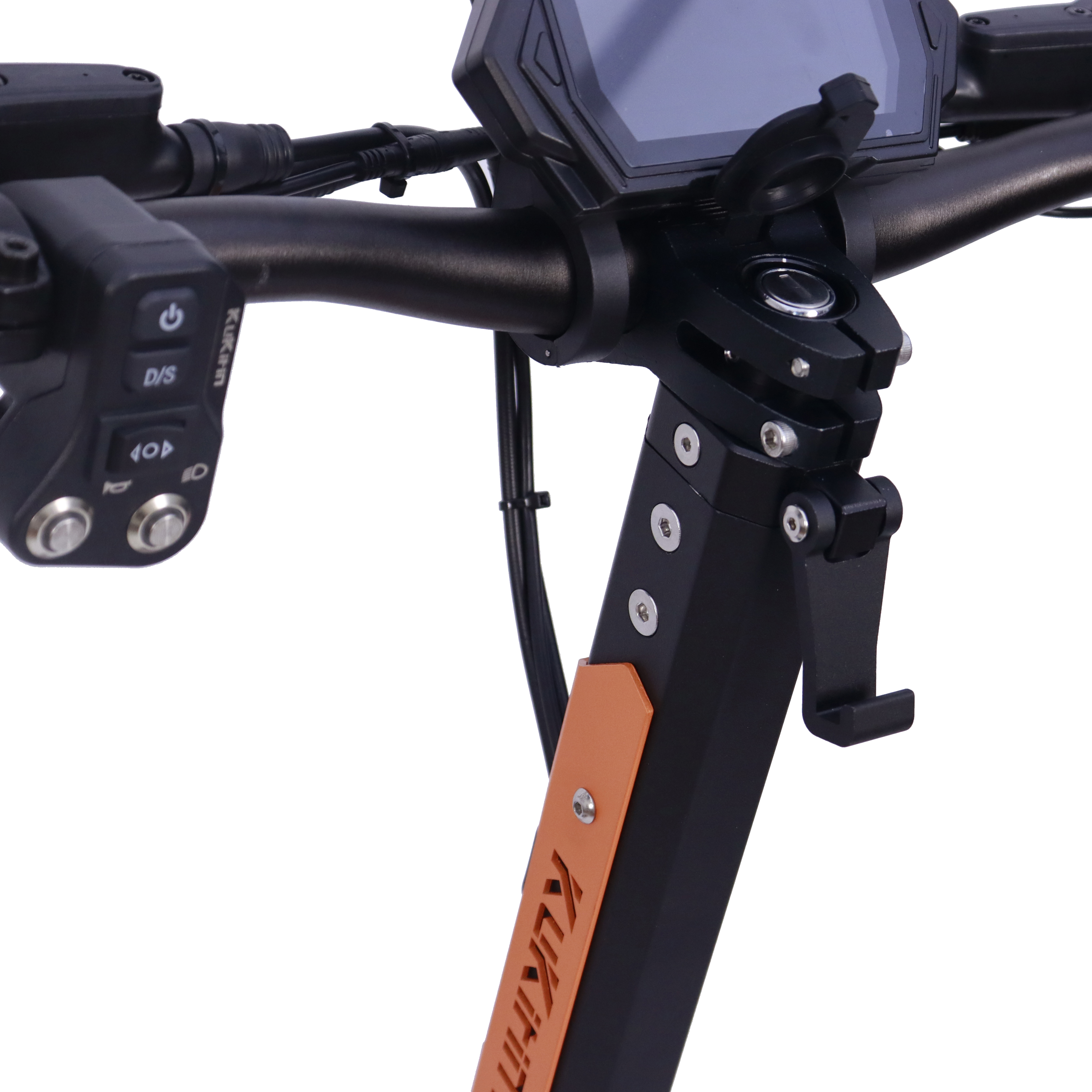Nahaufnahme des Lenkers eines E-Scooters mit Display und Bedienelementen.